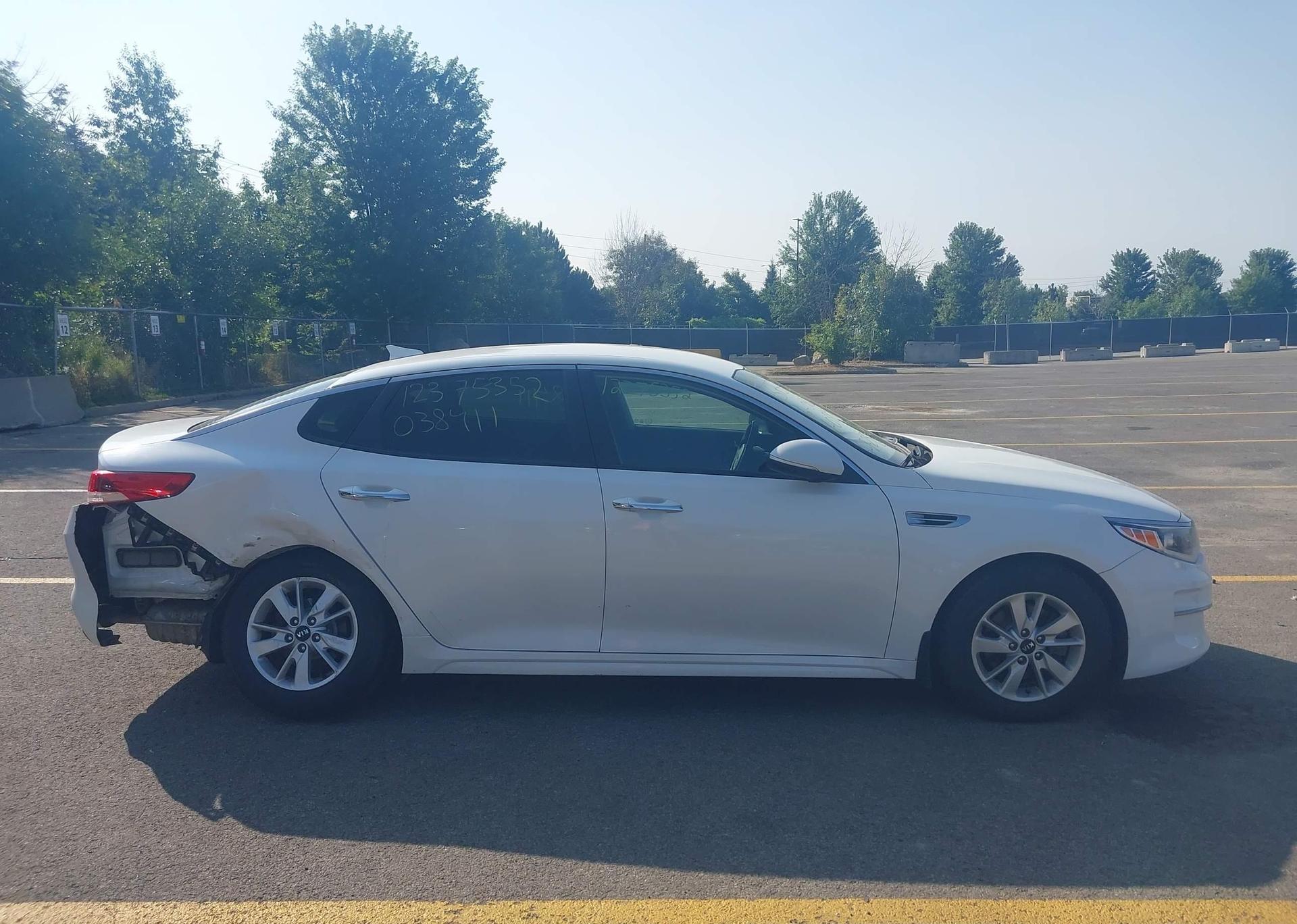 2016 KIA OPTIMA LX