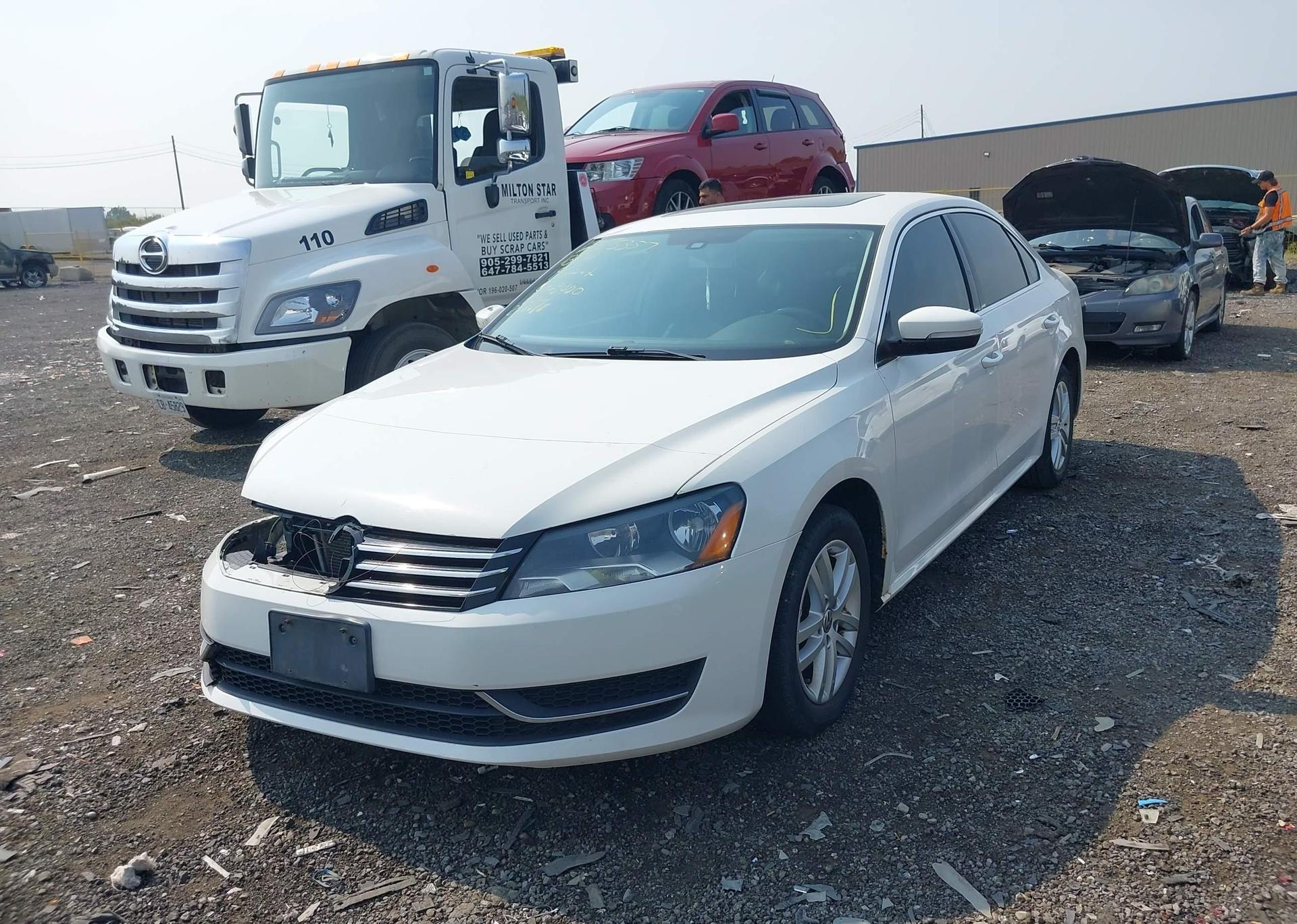 2013 VOLKSWAGEN PASSAT SE
