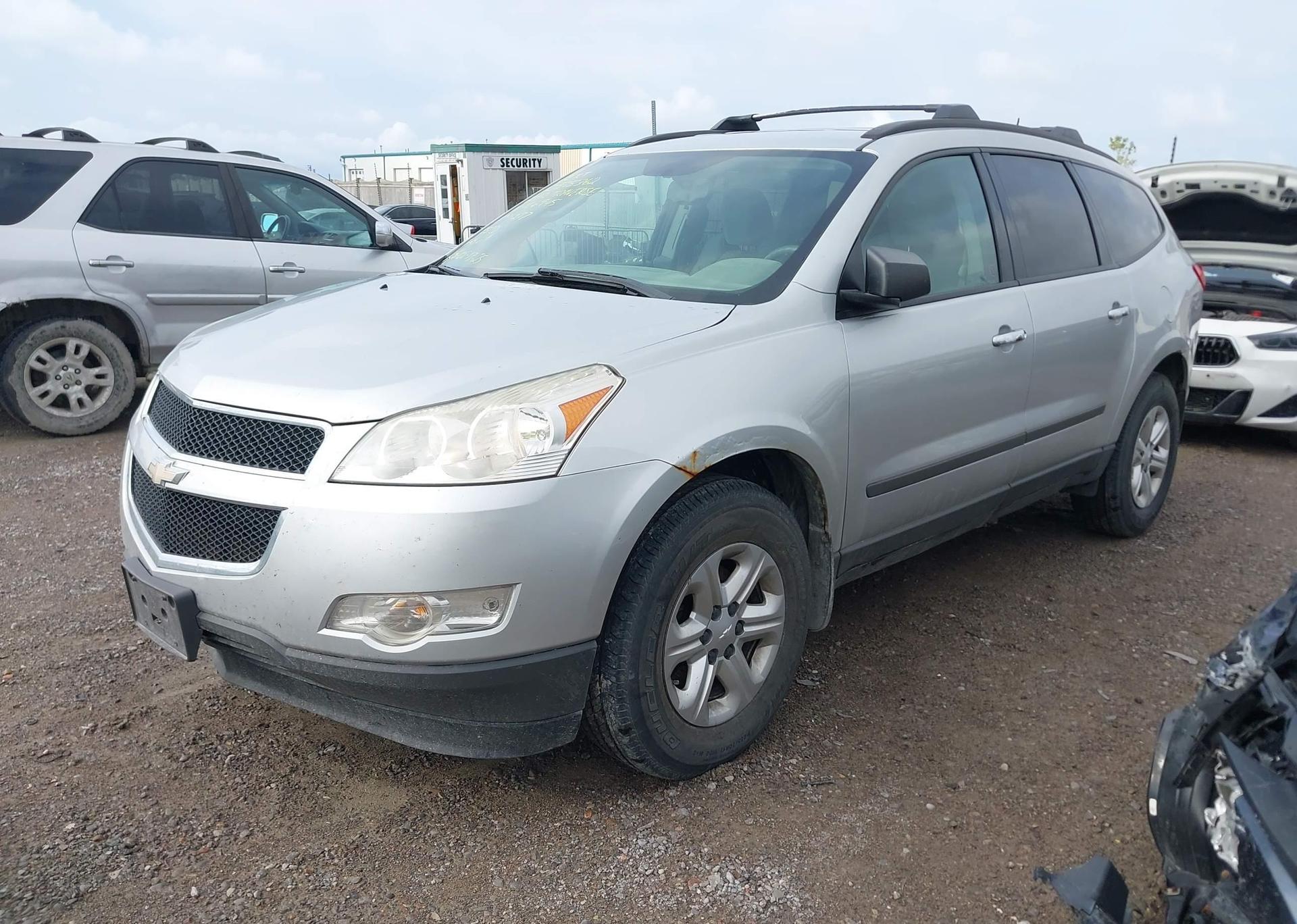 2012 CHEVROLET TRAVERSE LS