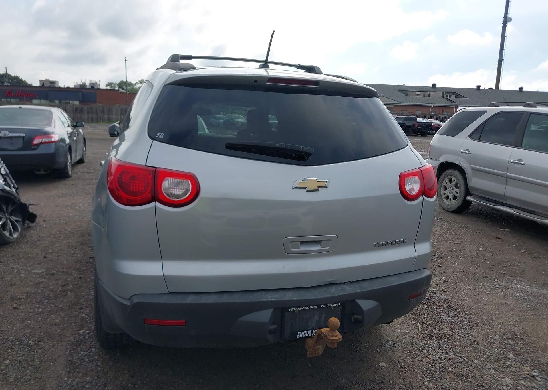 2012 CHEVROLET TRAVERSE LS