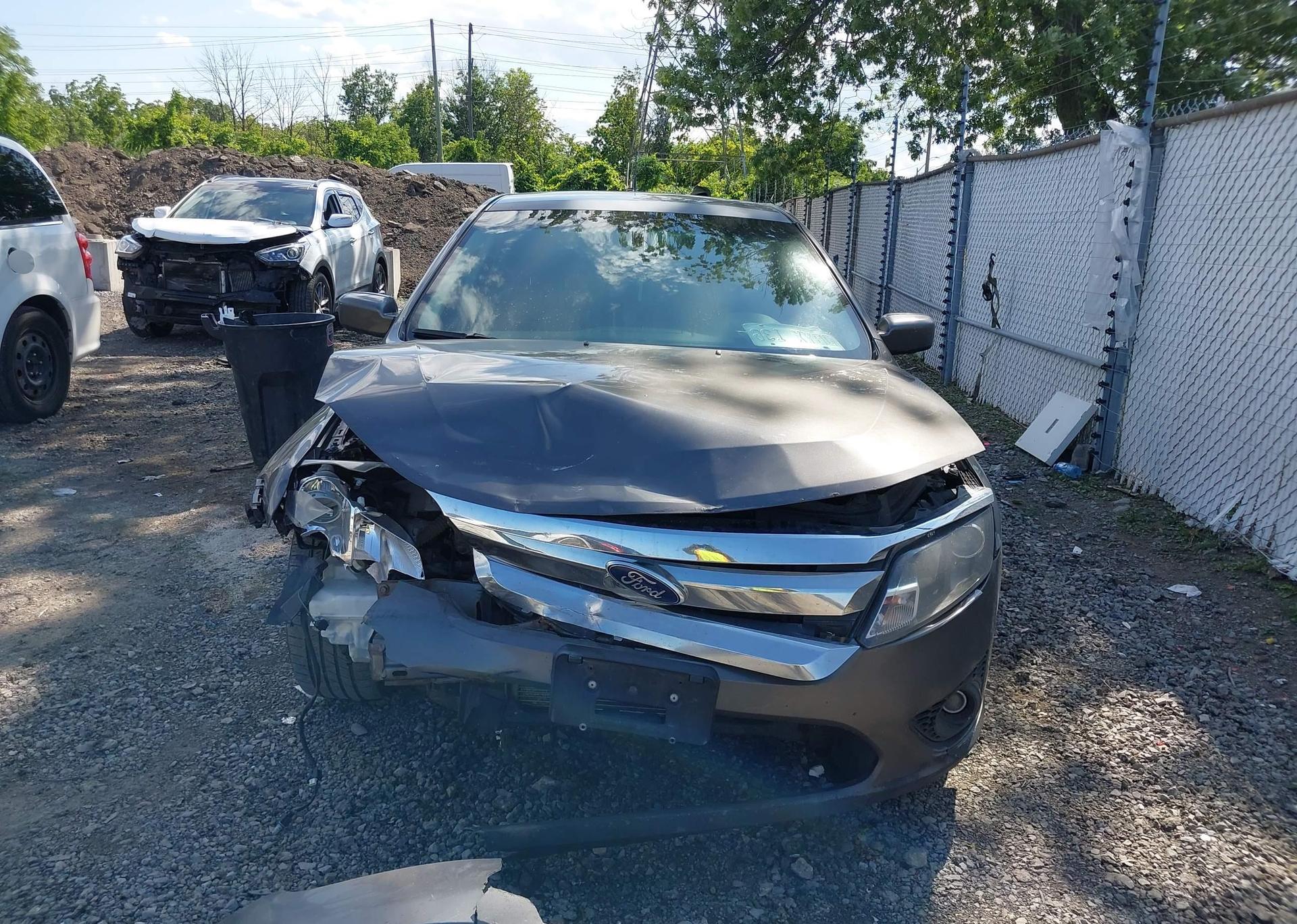 2012 FORD FUSION SE