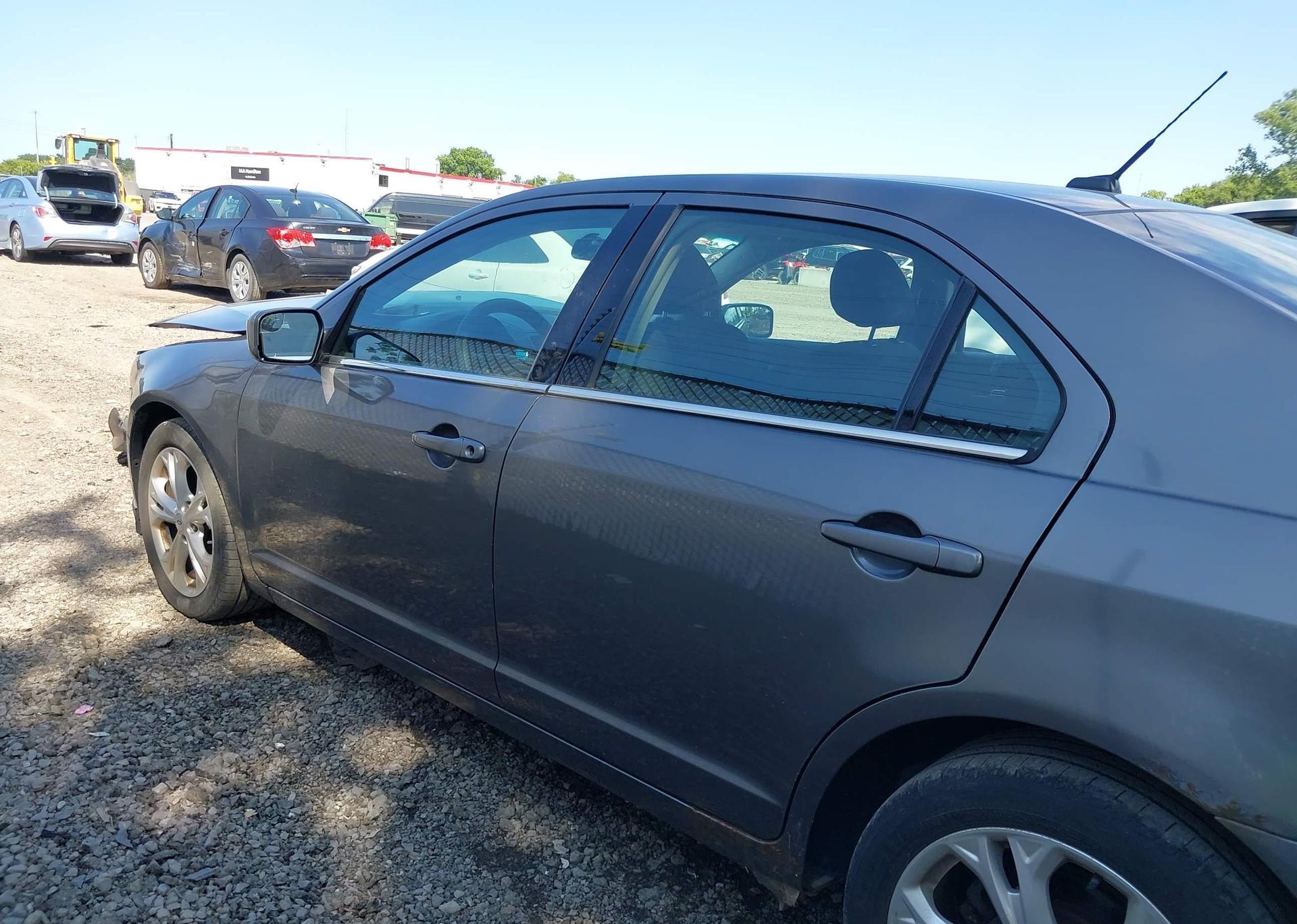 2012 FORD FUSION SE