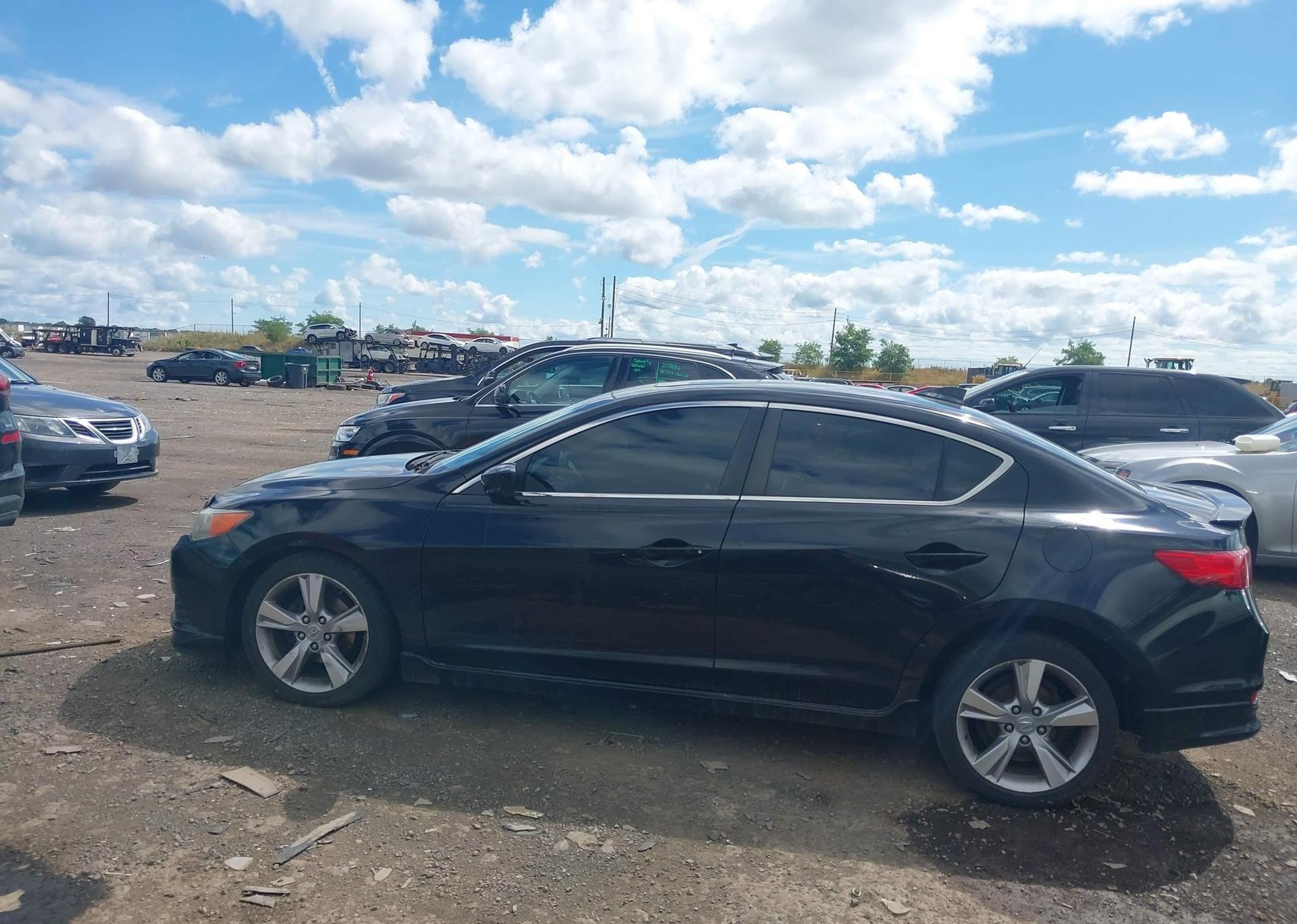 2013 ACURA ILX