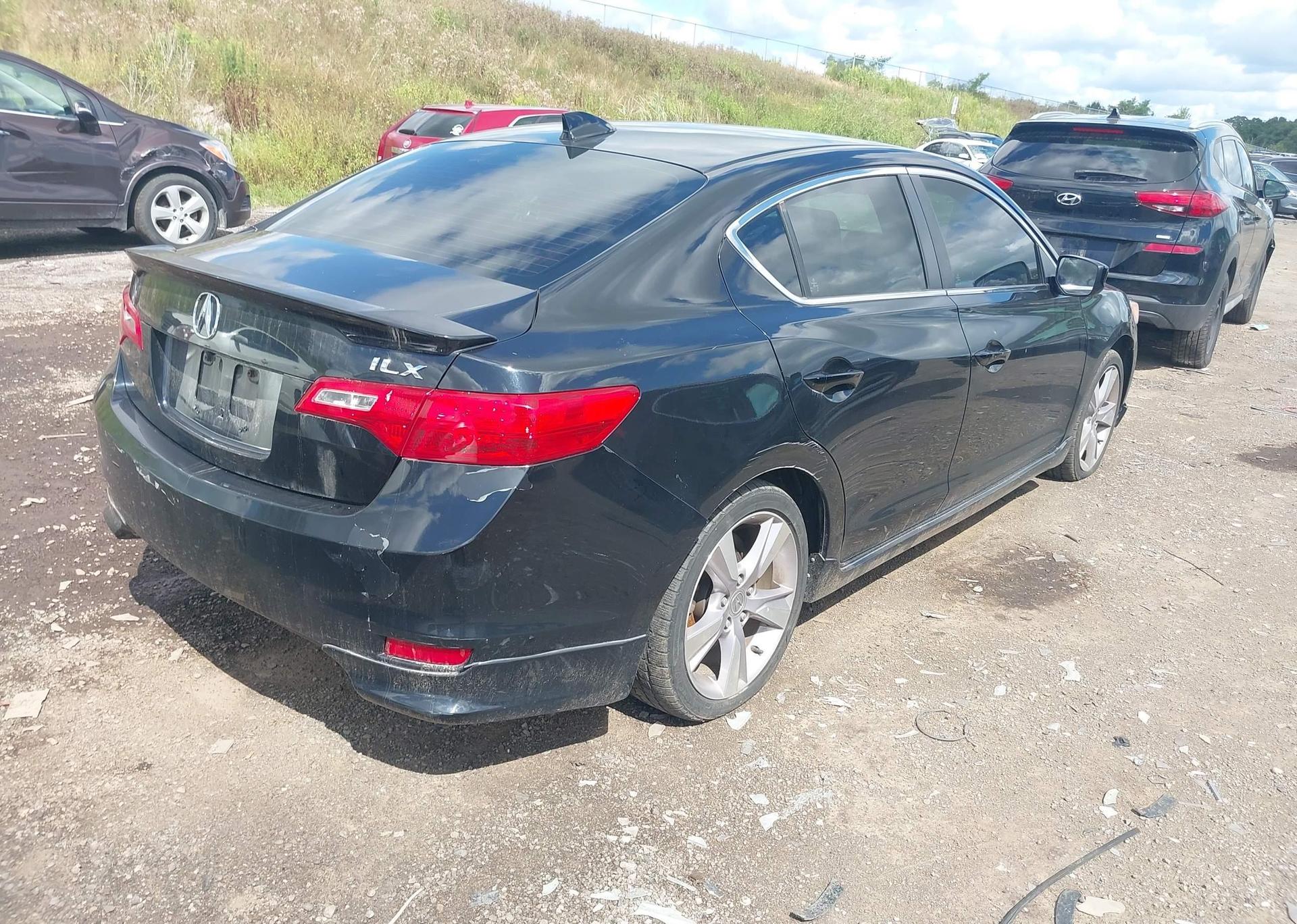 2013 ACURA ILX