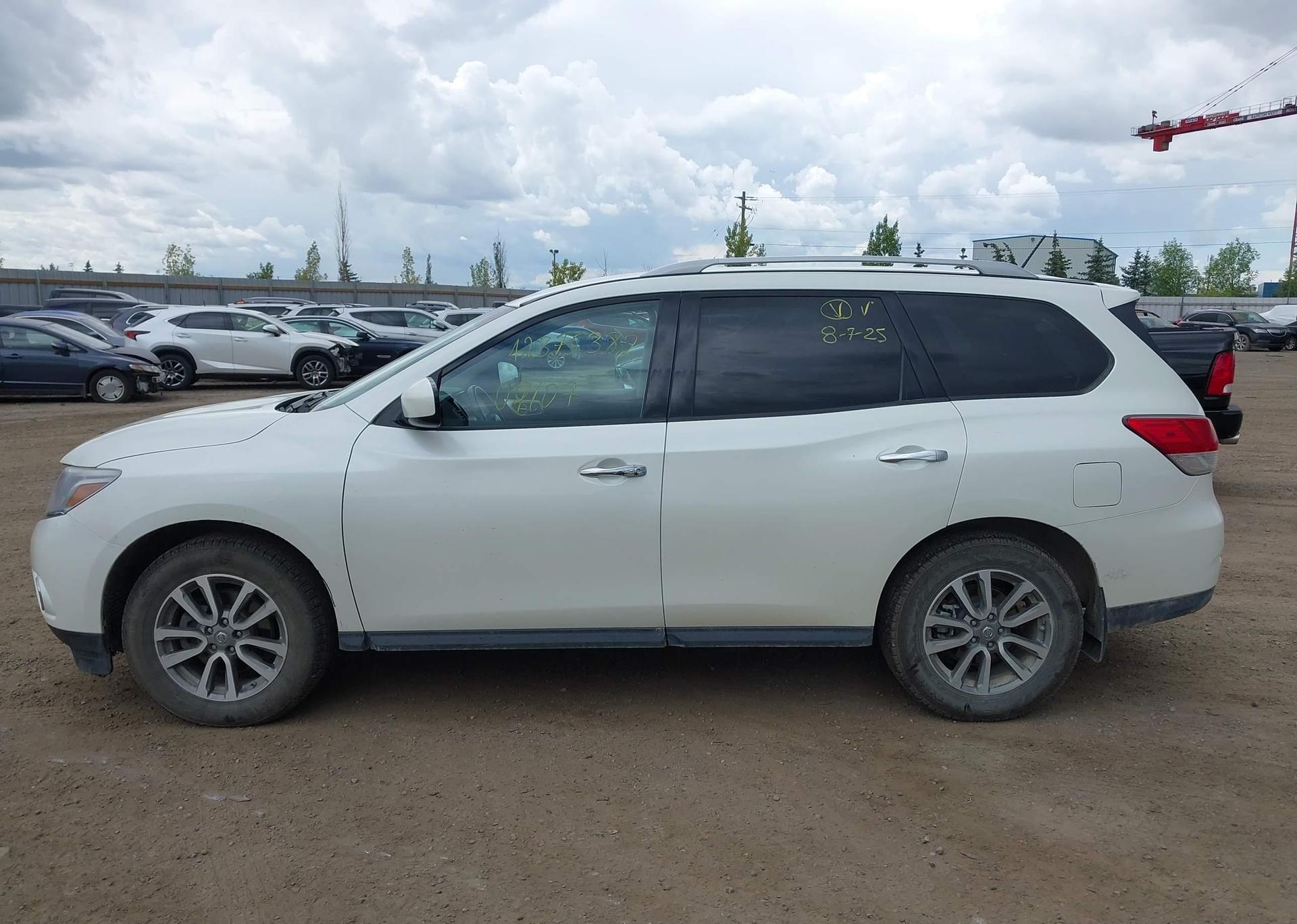 2016 NISSAN PATHFINDER S