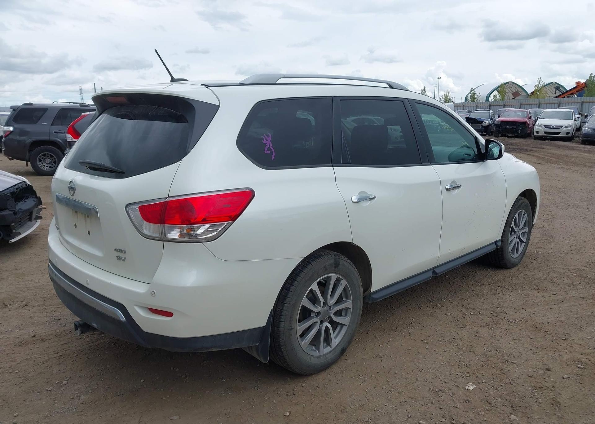 2016 NISSAN PATHFINDER S