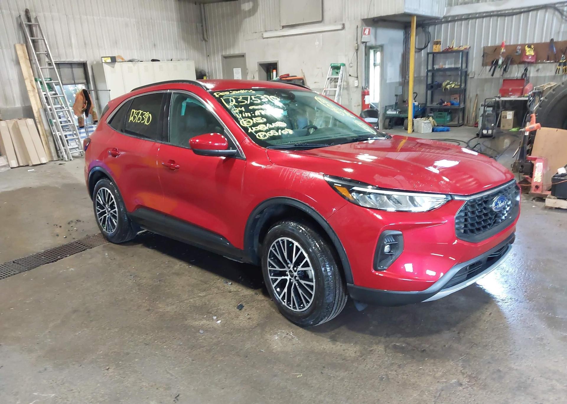 2024 FORD ESCAPE