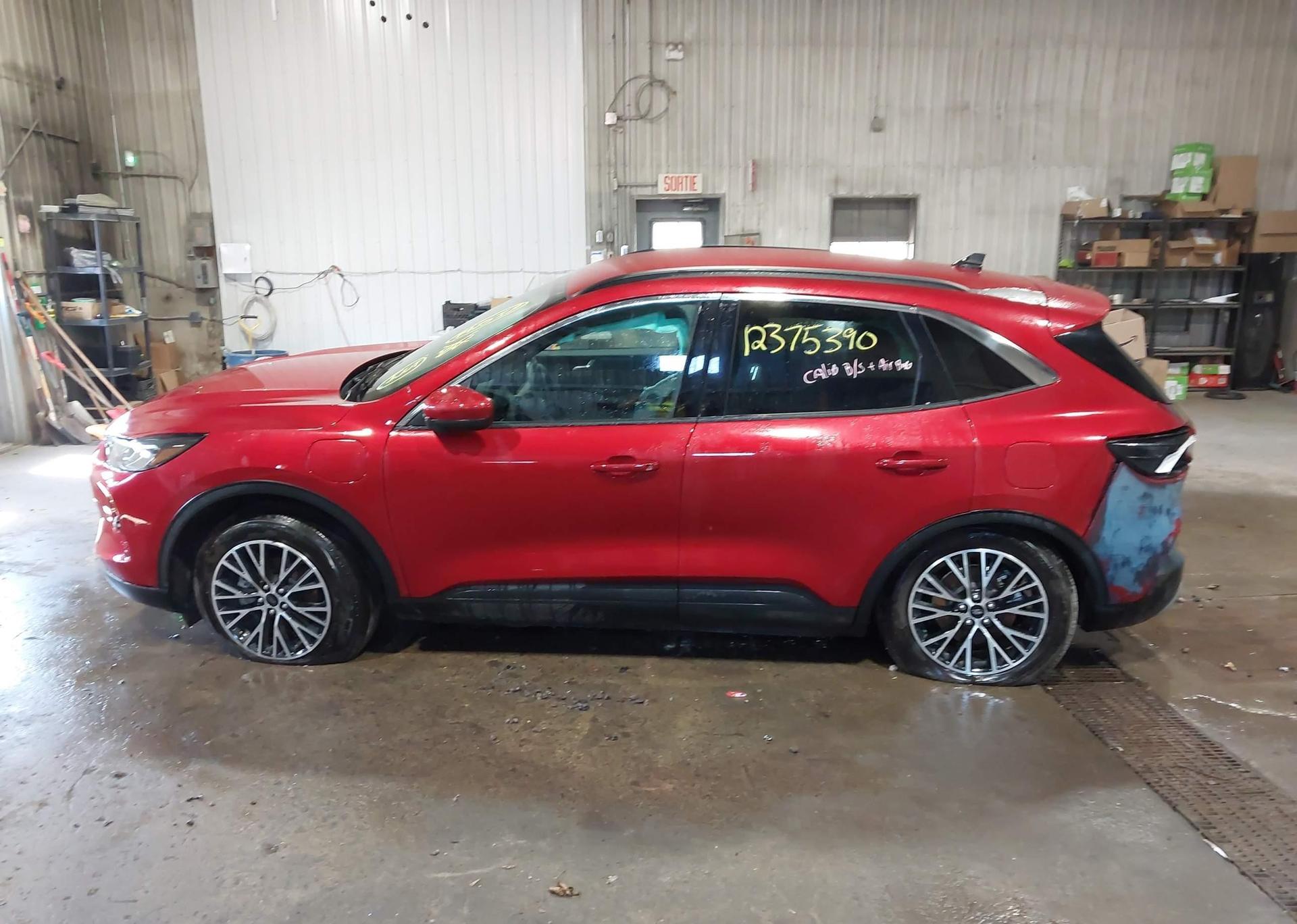 2024 FORD ESCAPE