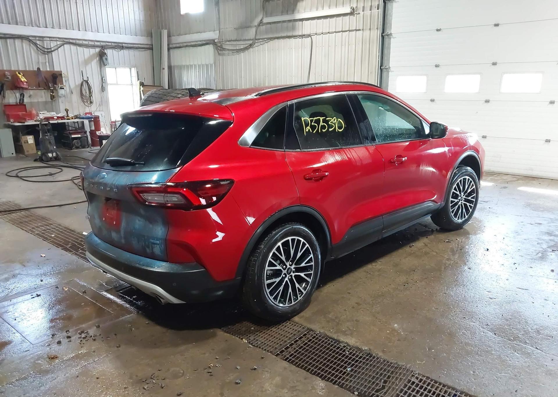 2024 FORD ESCAPE