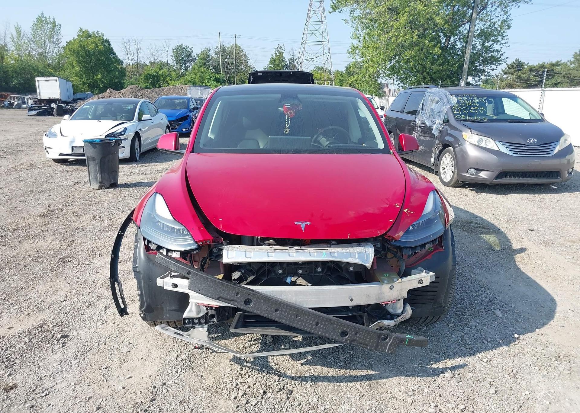 2022 TESLA MODEL Y LONG RANGE