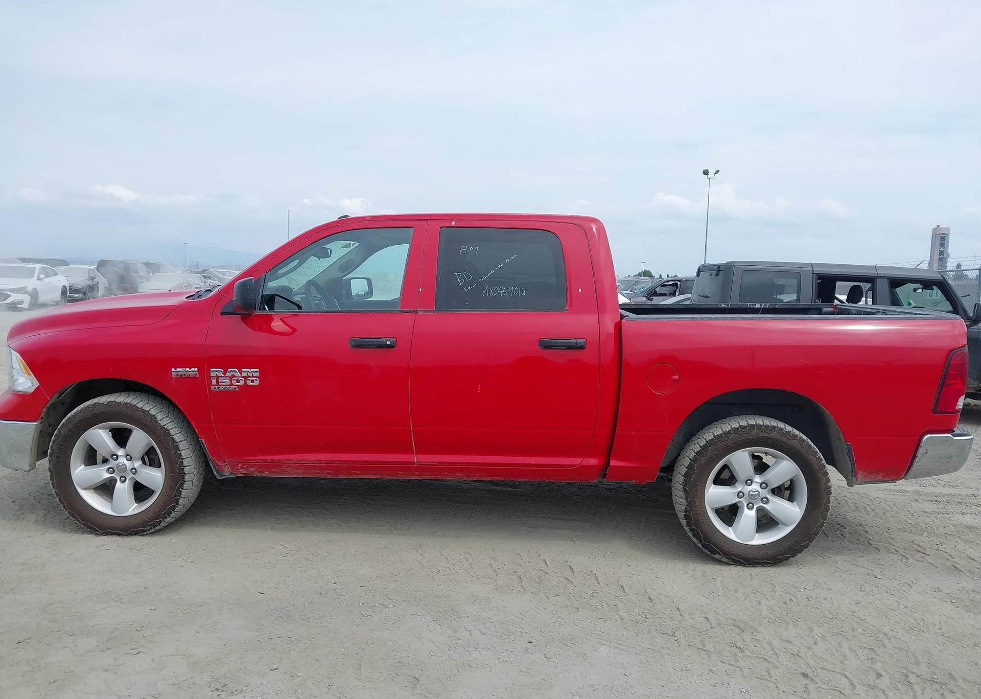 2023 RAM 1500 CLASSIC SLT