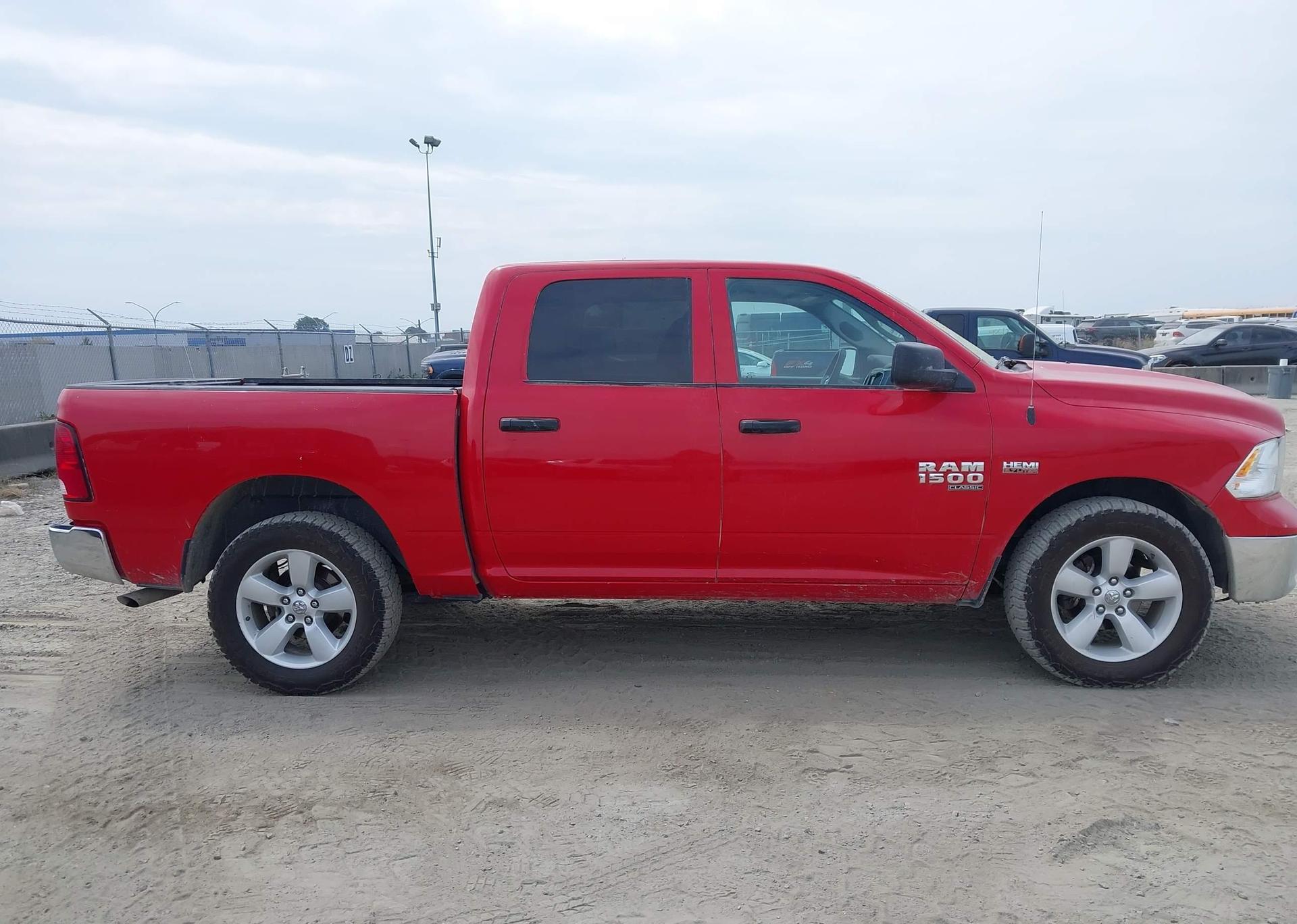 2023 RAM 1500 CLASSIC SLT