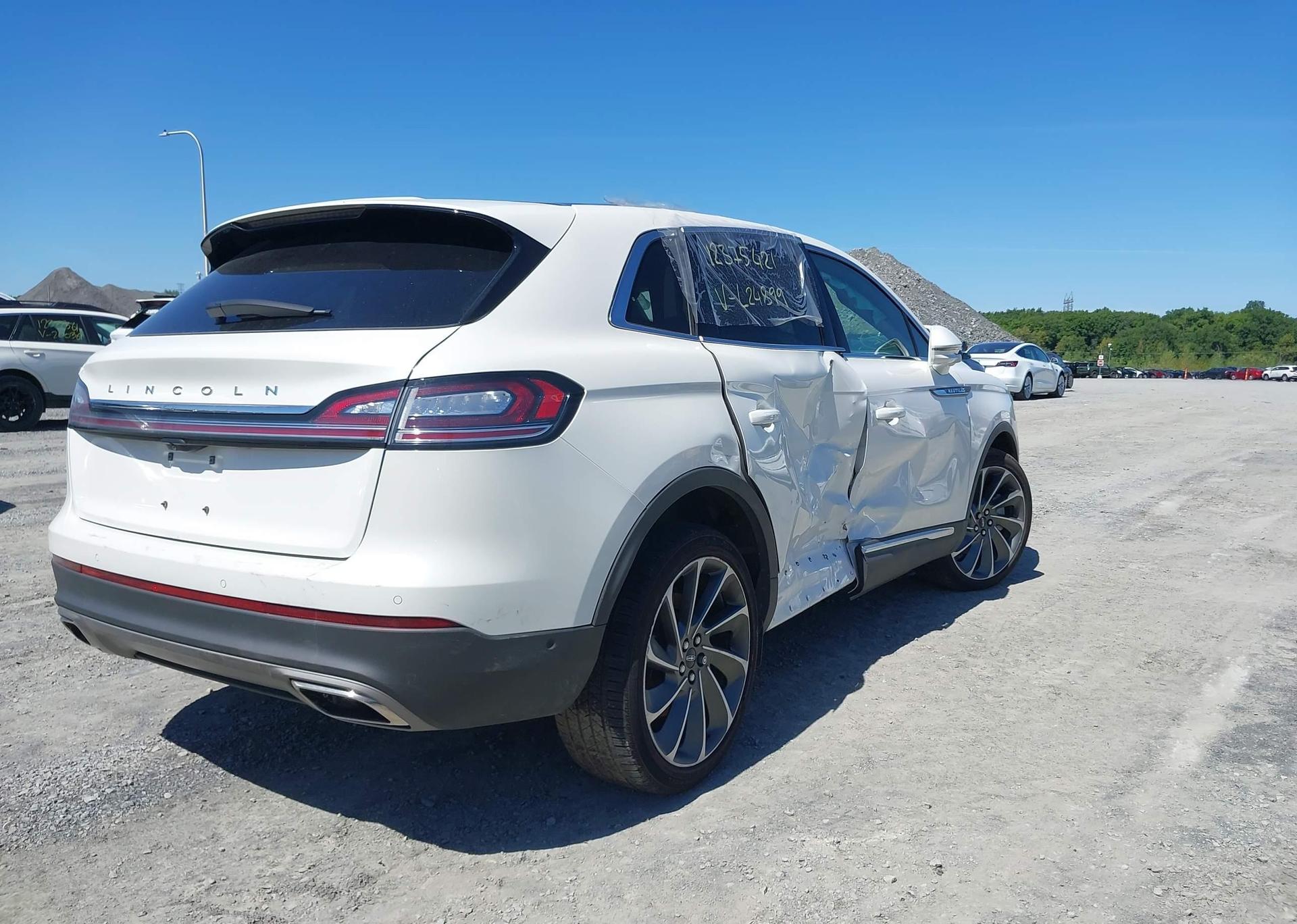 2022 LINCOLN NAUTILUS RESERVE