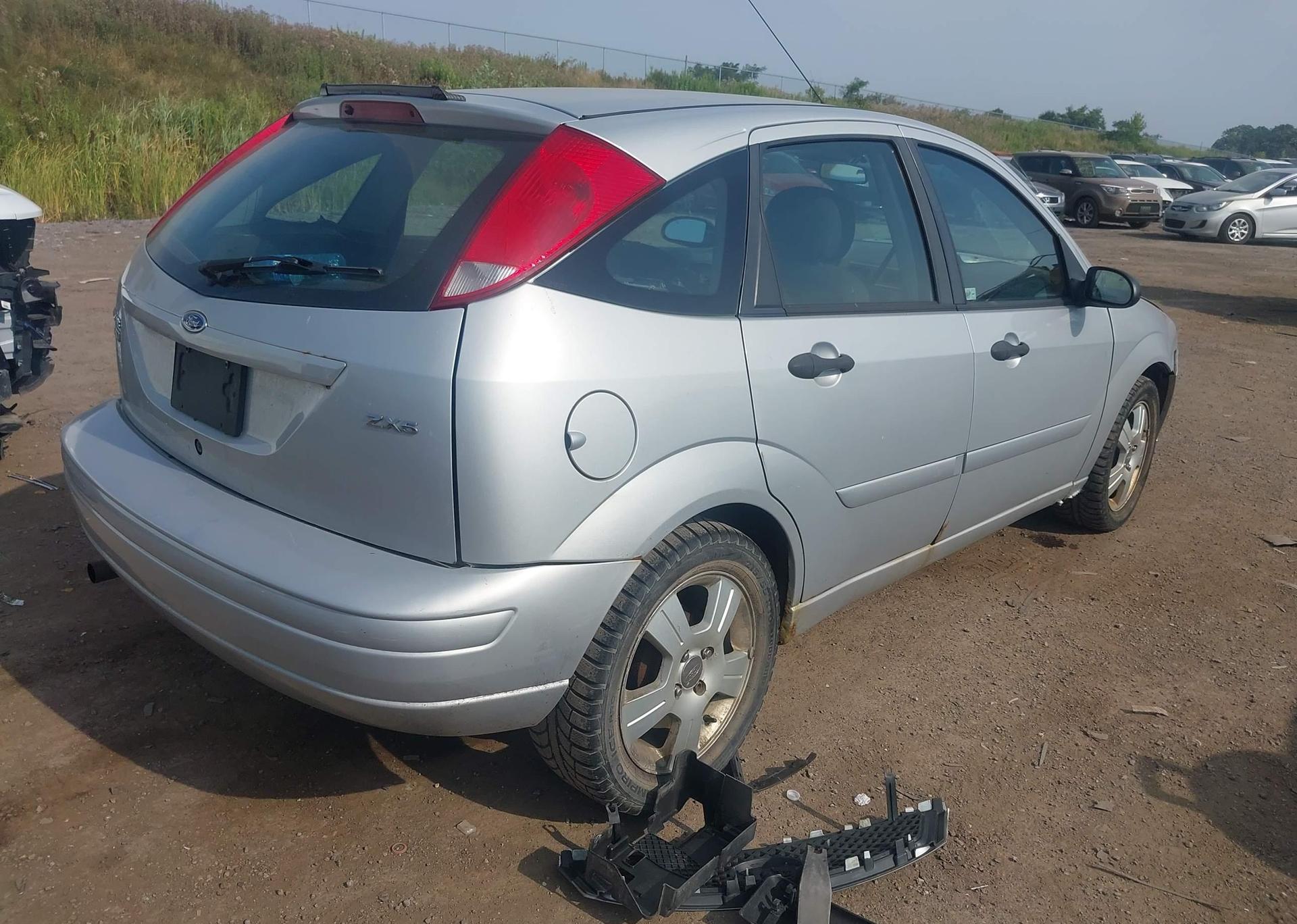 2006 FORD FOCUS ZX5