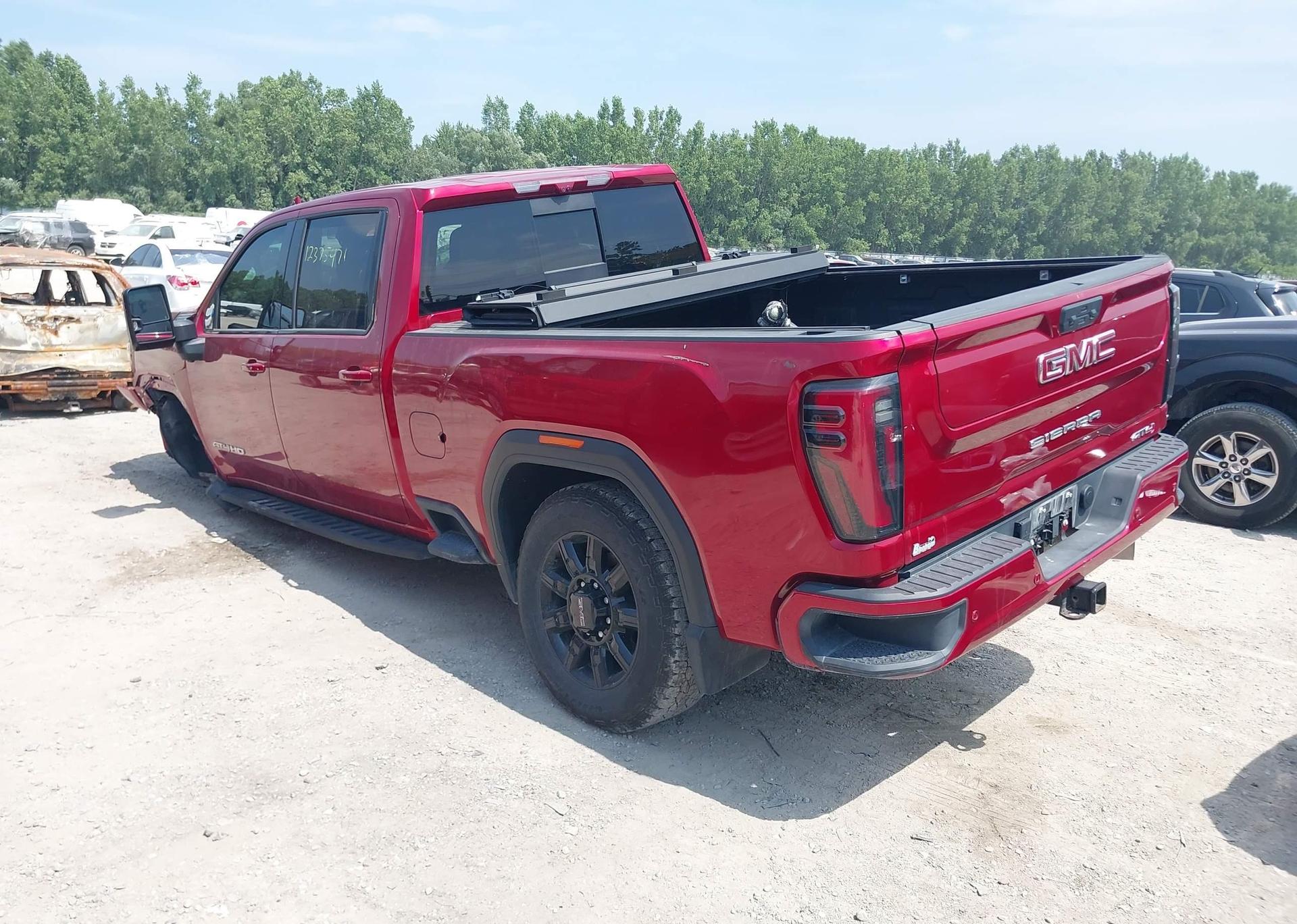 2024 GMC SIERRA K2500 AT4