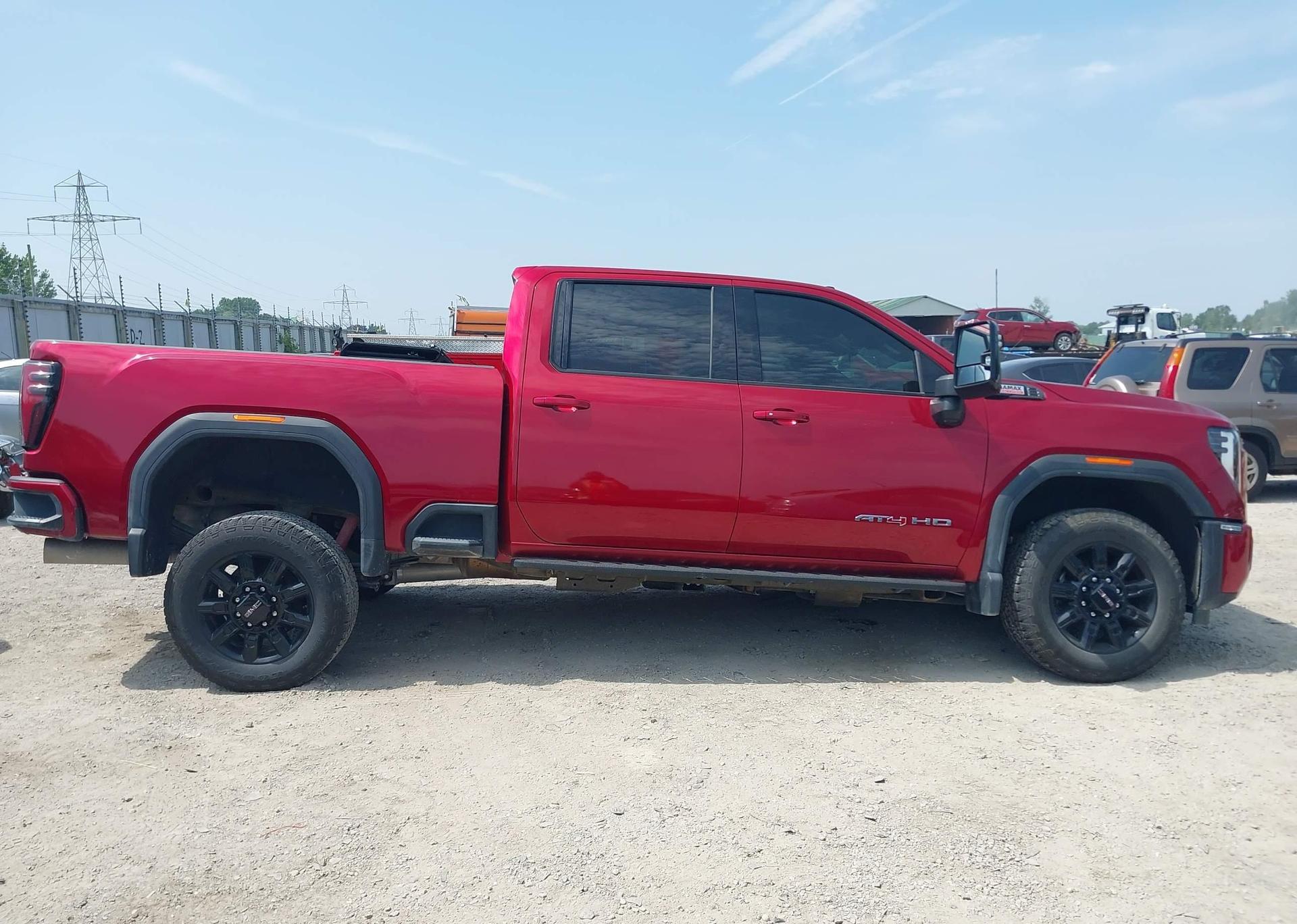 2024 GMC SIERRA K2500 AT4