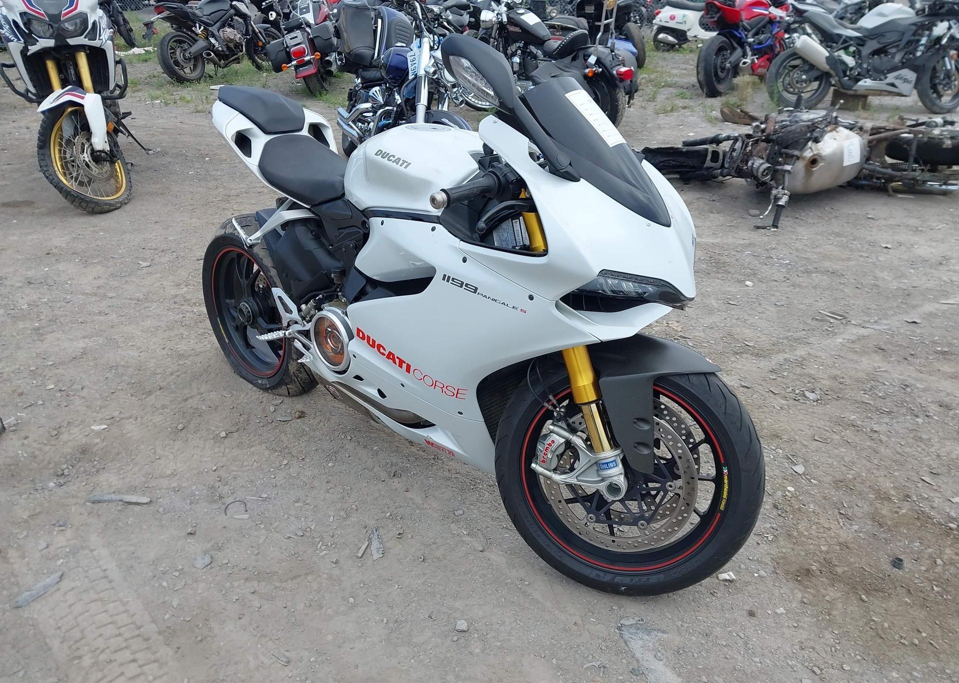 2013 DUCATI SUPERBIKE 1199 PANIGALE
