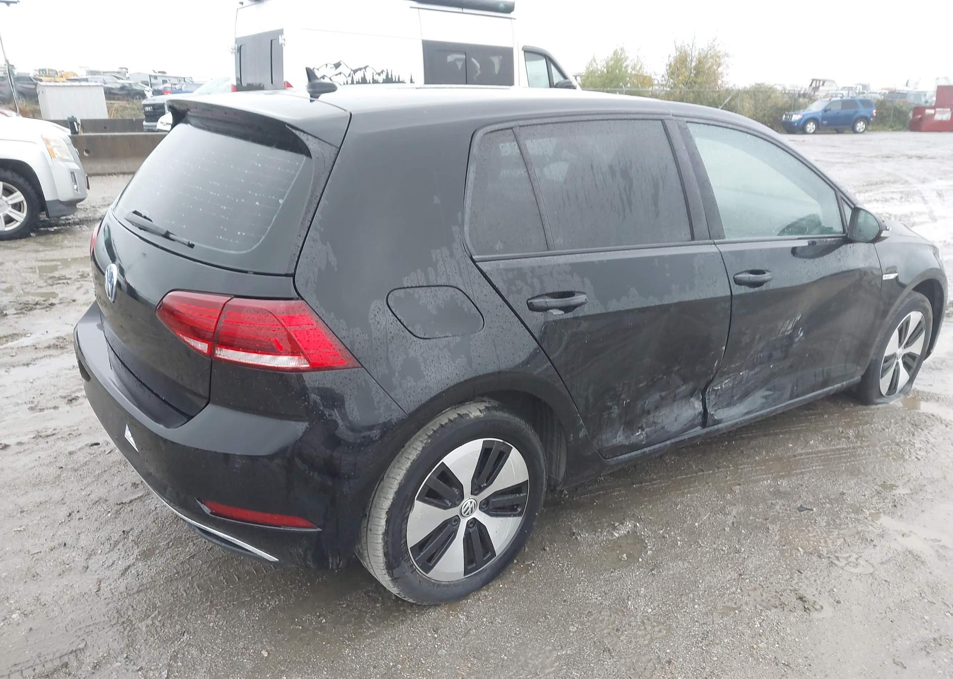2018 VOLKSWAGEN E-GOLF COMFORTLINE