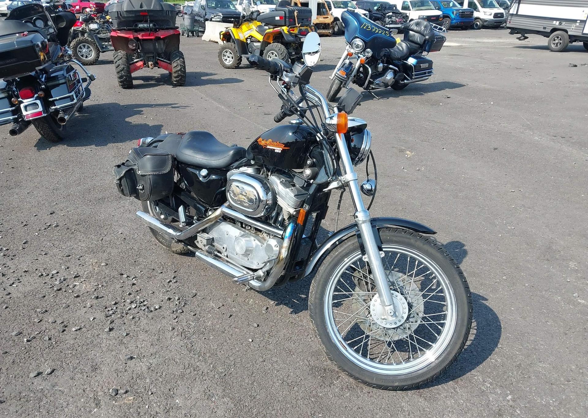 1995 HARLEY-DAVIDSON XL883 DELUXE
