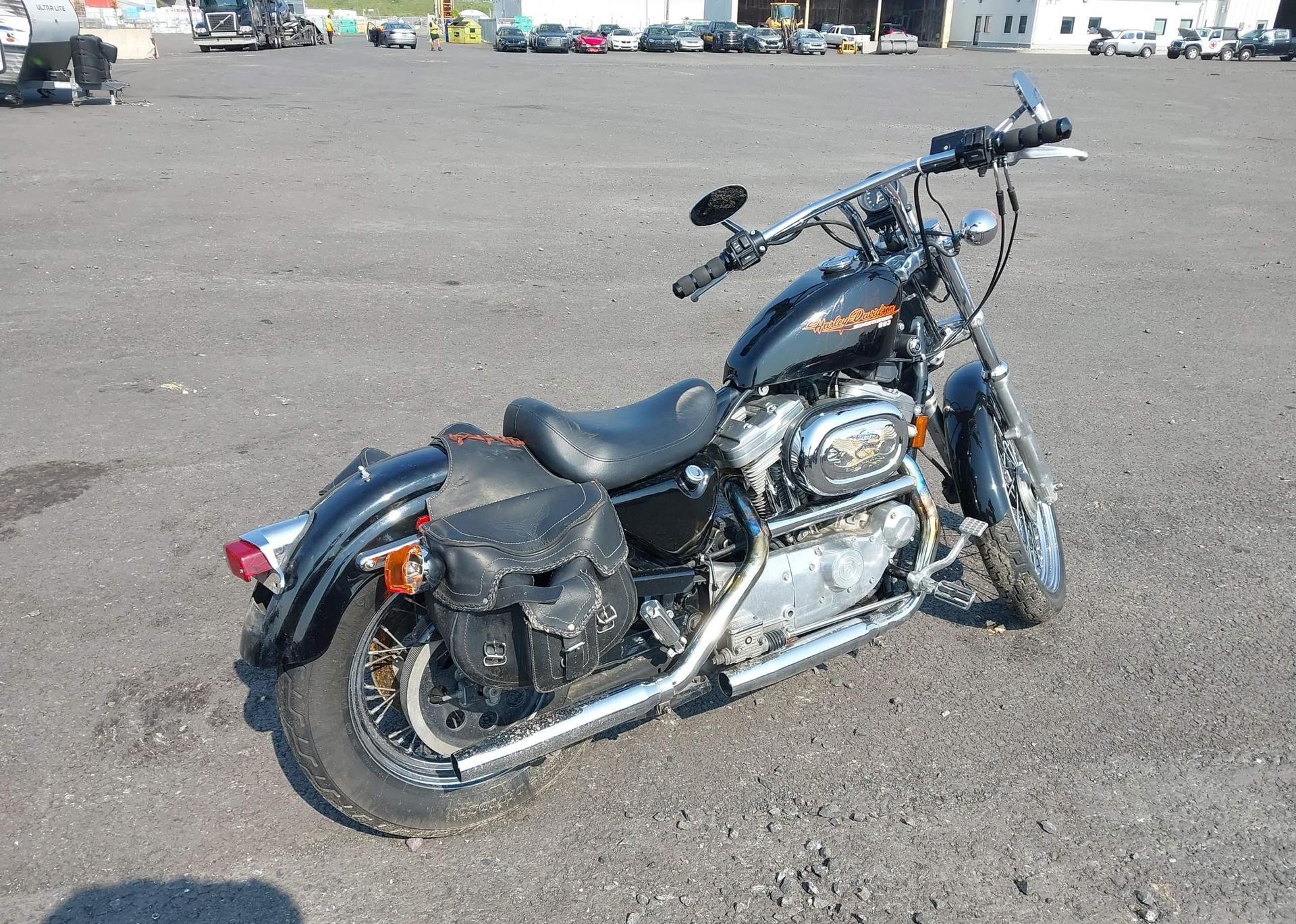 1995 HARLEY-DAVIDSON XL883 DELUXE