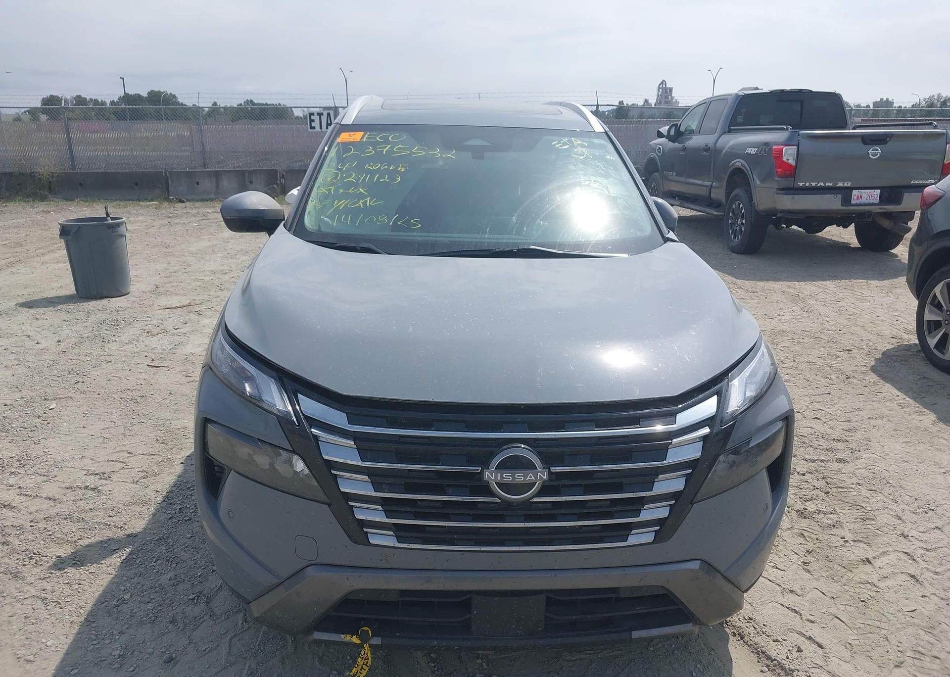 2024 NISSAN ROGUE SL