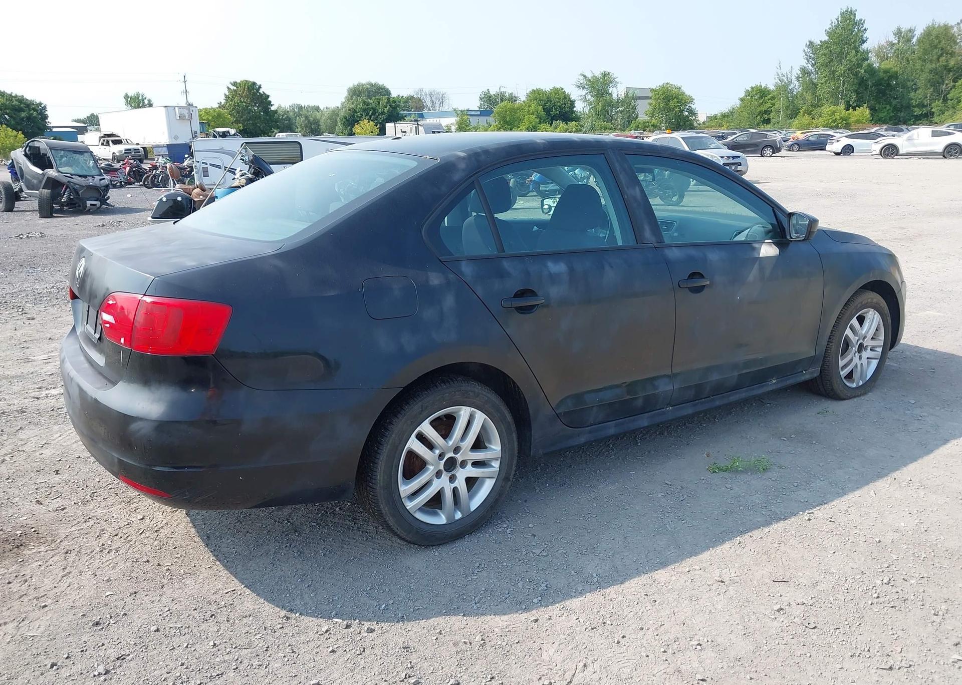 2011 VOLKSWAGEN JETTA S