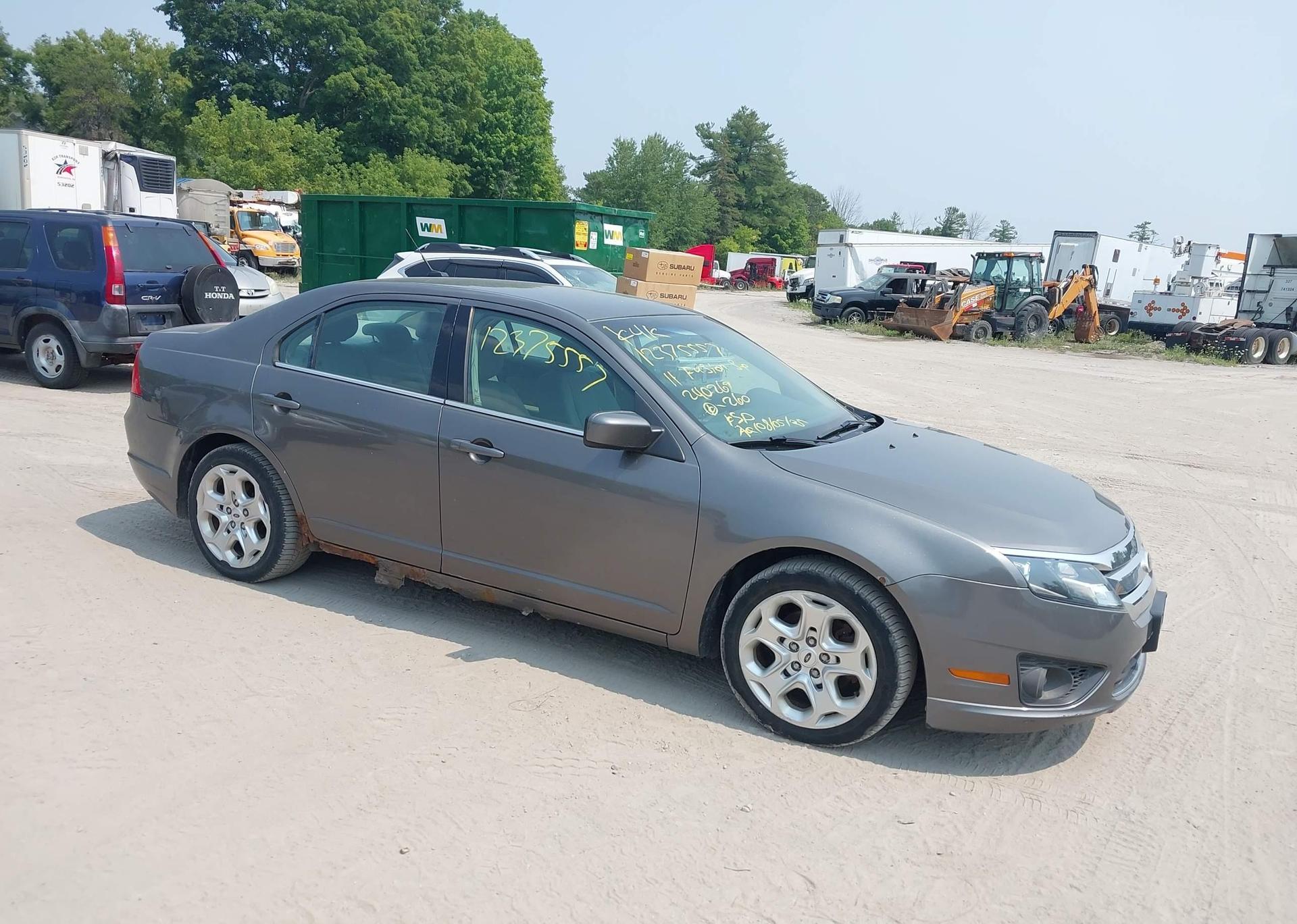2011 FORD FUSION SE