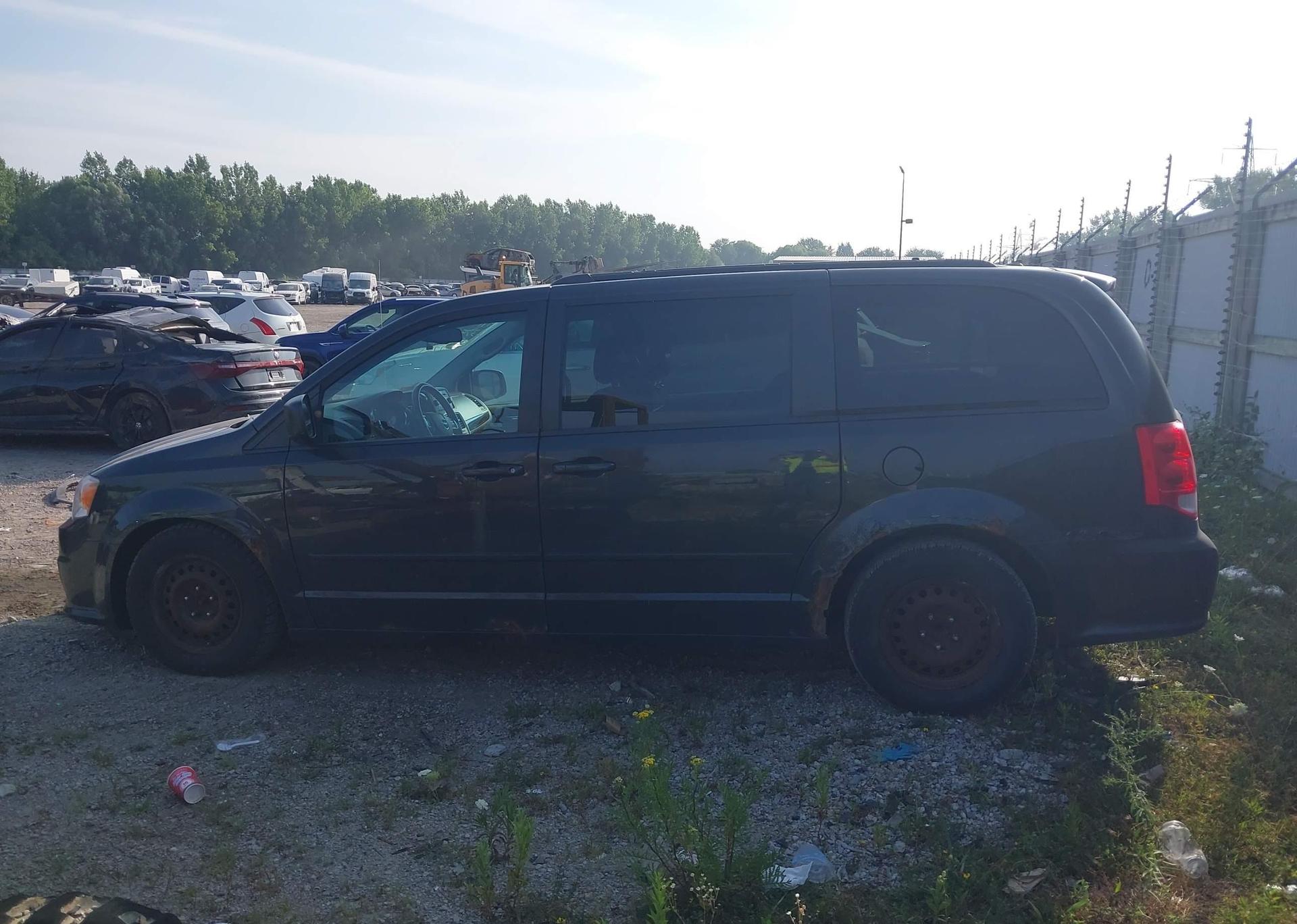 2011 DODGE GRAND CARAVAN EXPRESS