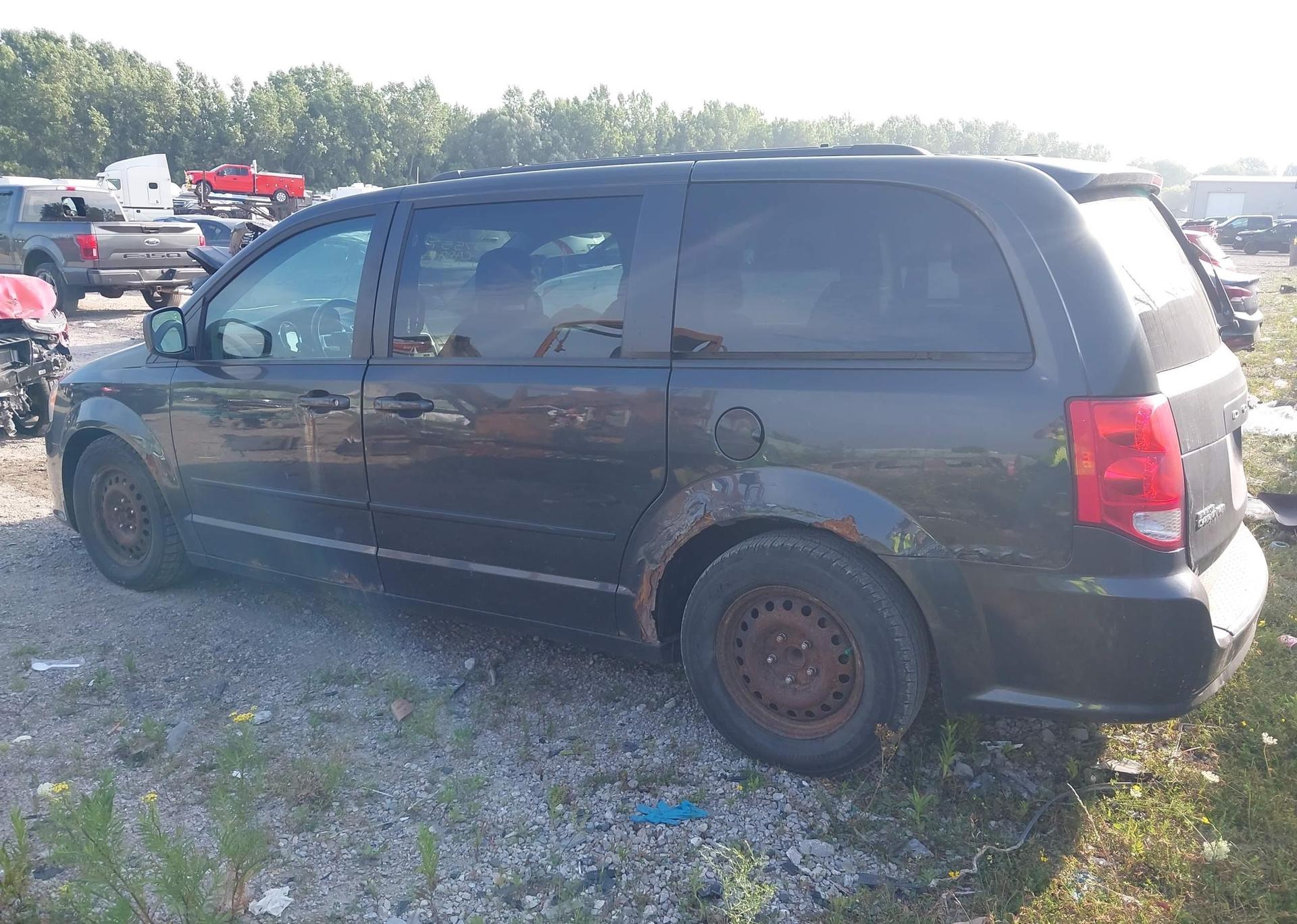 2011 DODGE GRAND CARAVAN EXPRESS