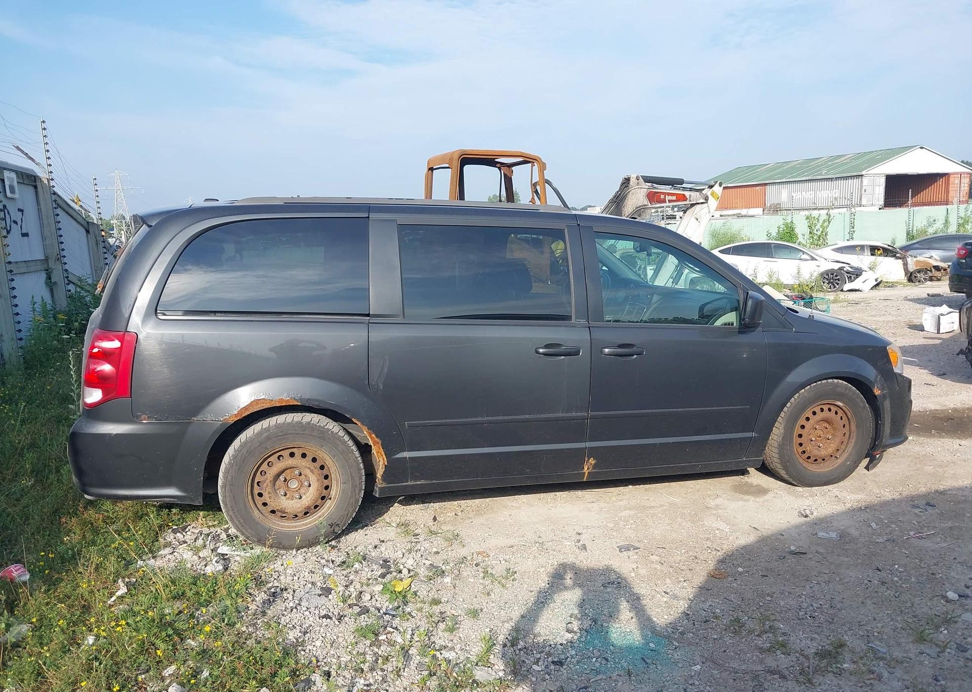2011 DODGE GRAND CARAVAN EXPRESS