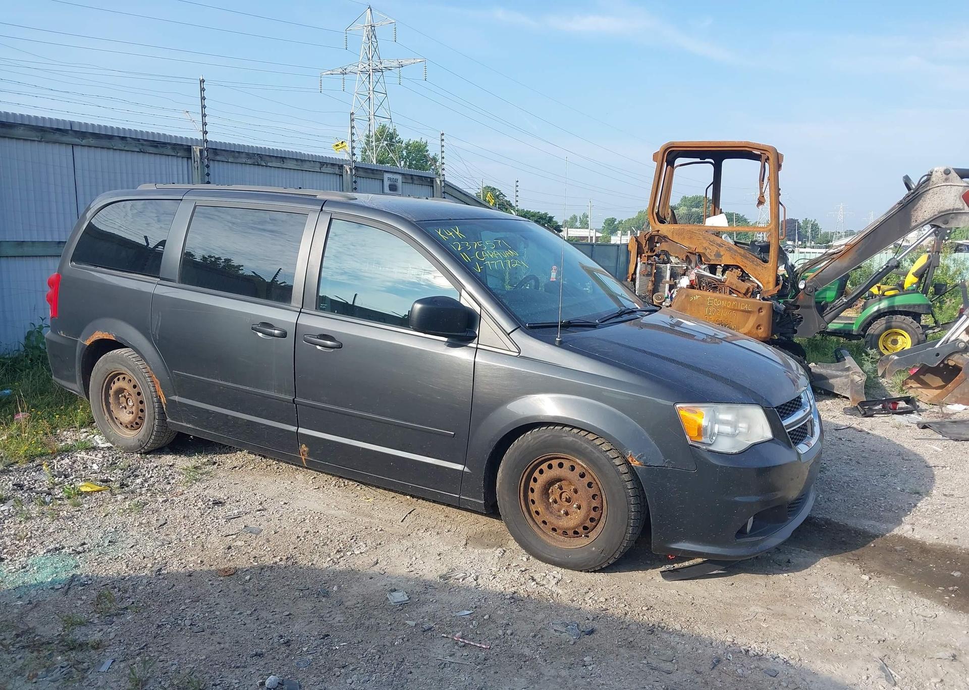 2011 DODGE GRAND CARAVAN EXPRESS
