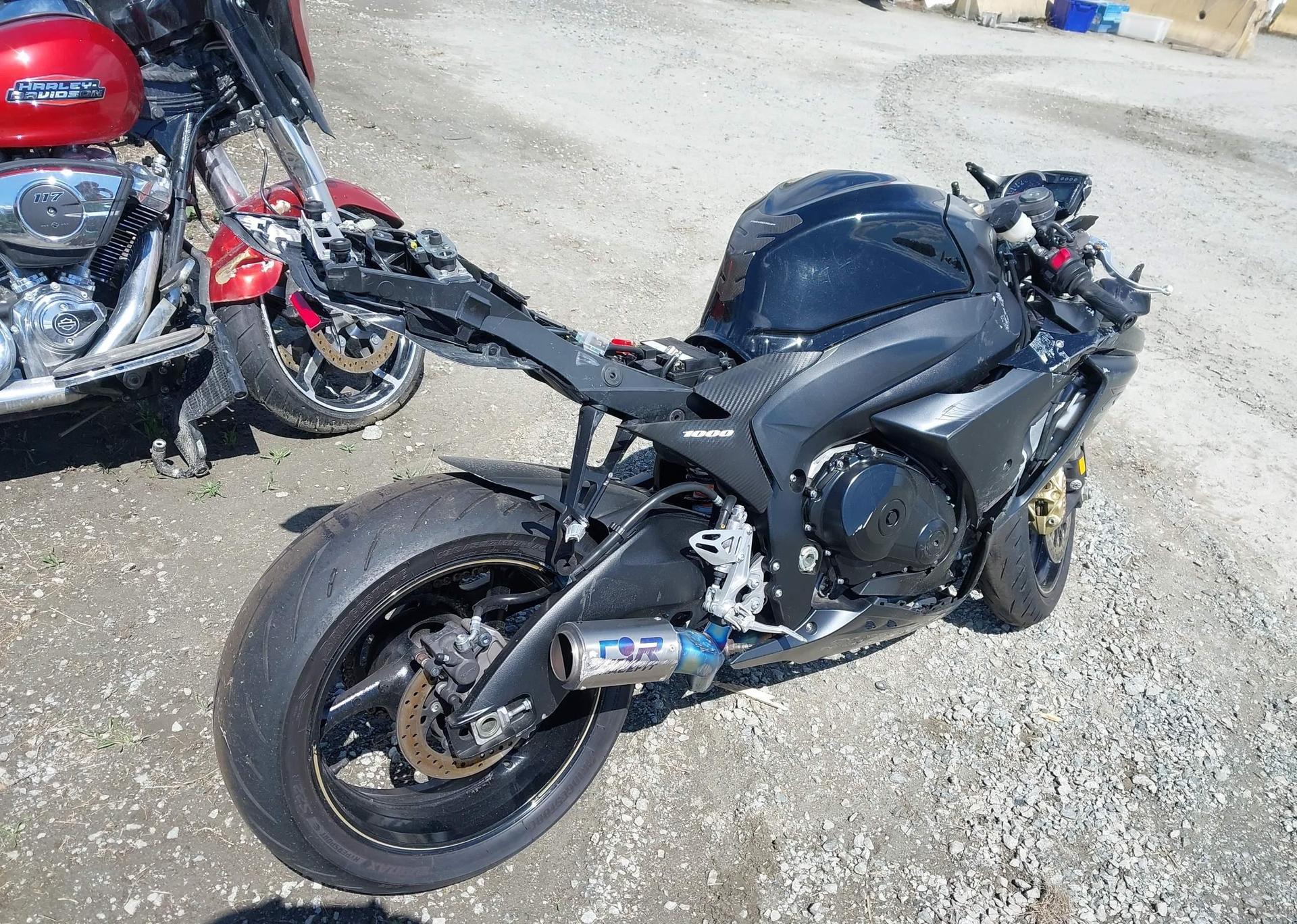 2013 SUZUKI GSX-R1000
