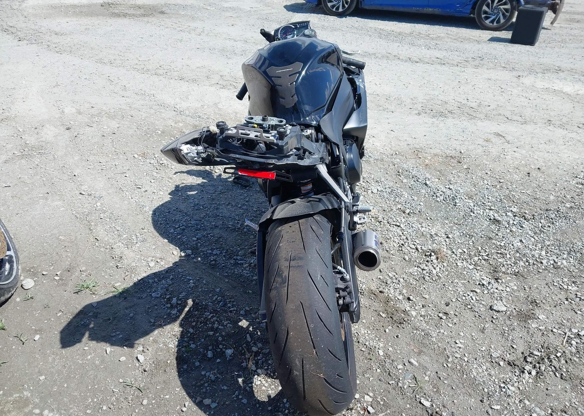2013 SUZUKI GSX-R1000