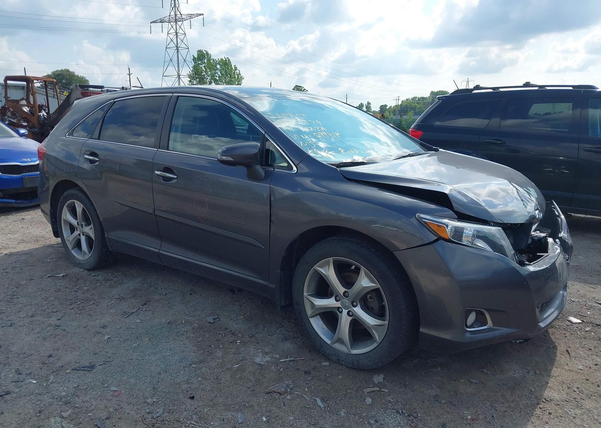 2014 TOYOTA VENZA