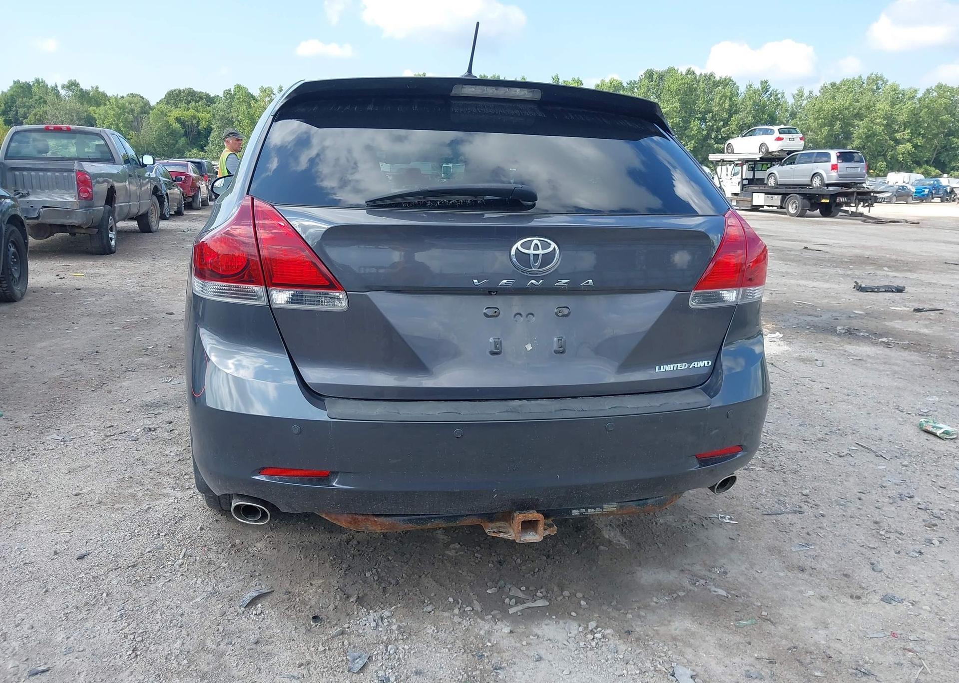 2014 TOYOTA VENZA