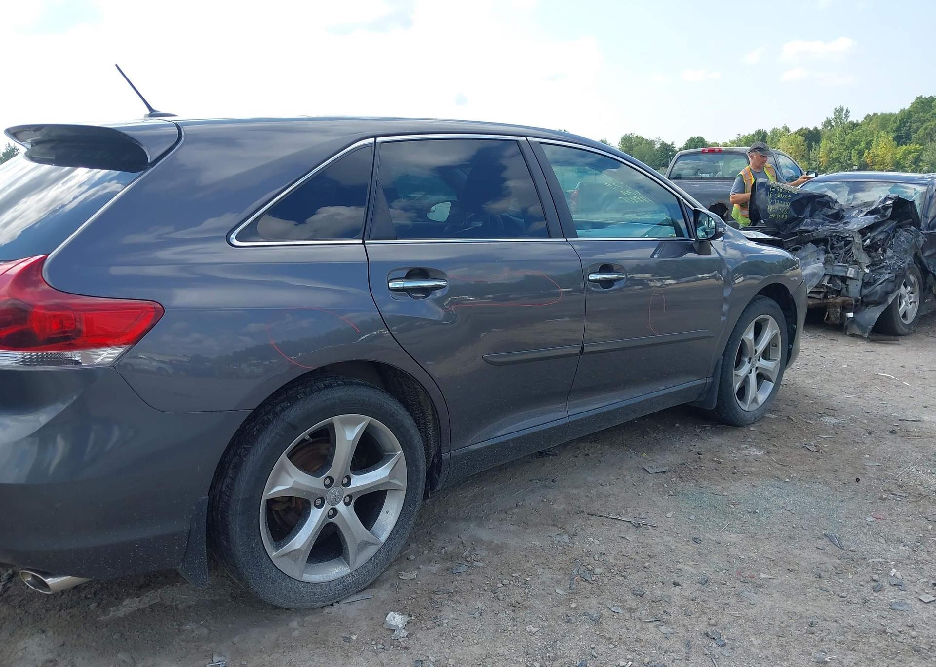 2014 TOYOTA VENZA