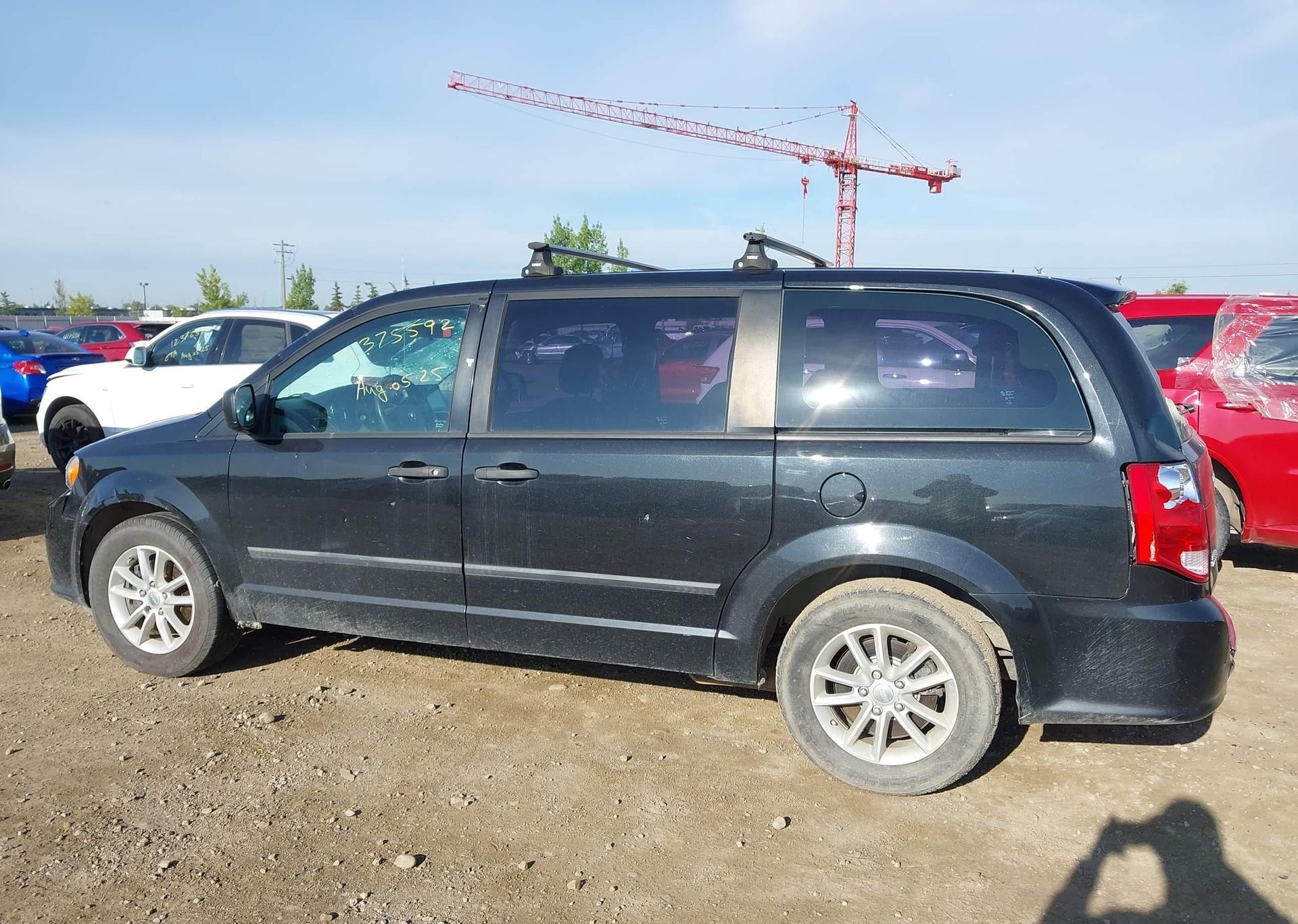 2015 DODGE GRAND CARAVAN SE