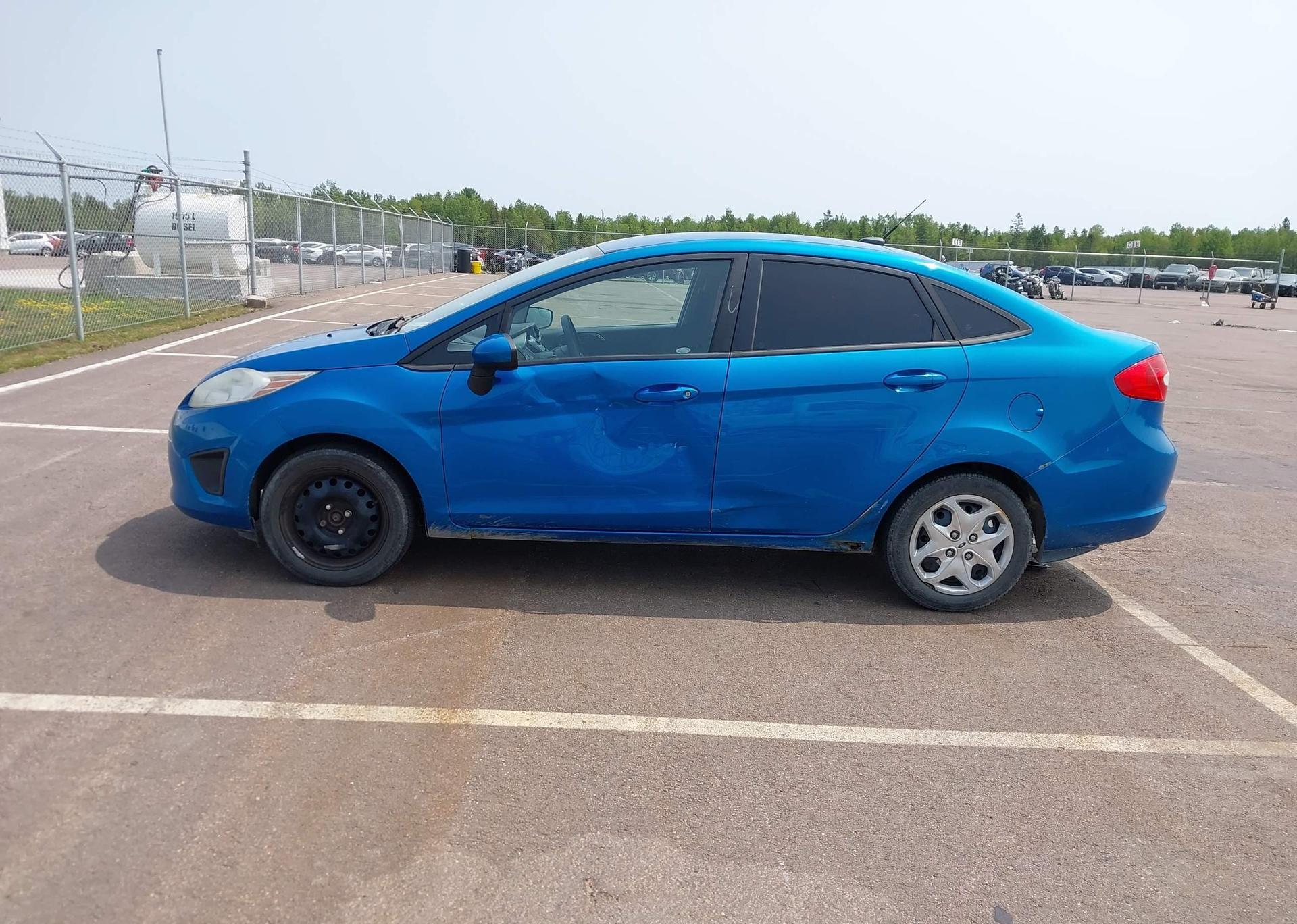 2012 FORD FIESTA SE