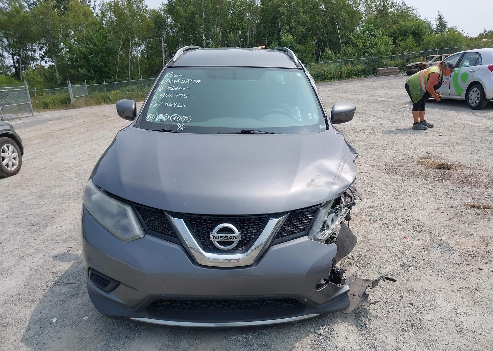 2016 NISSAN ROGUE S