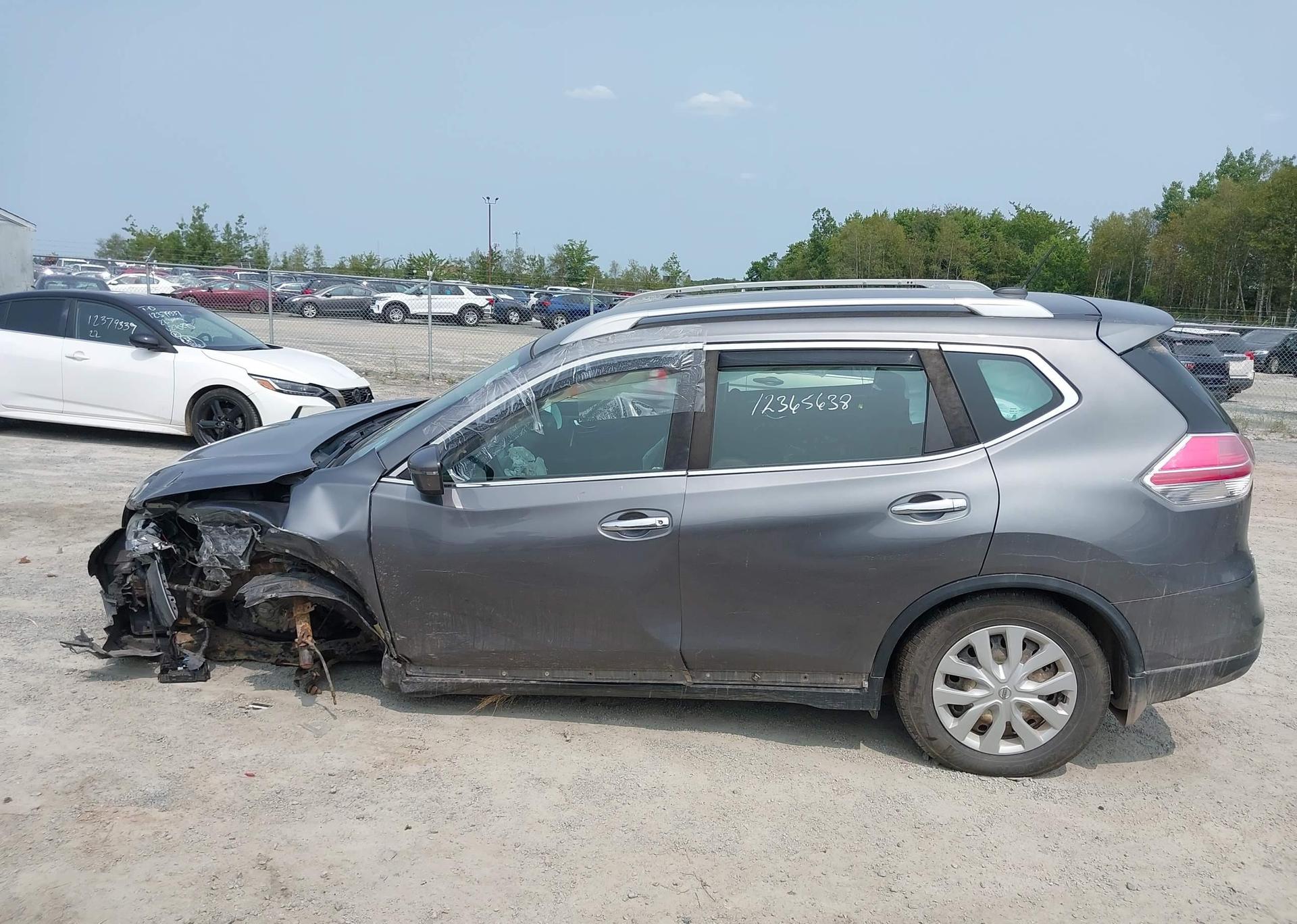 2016 NISSAN ROGUE S
