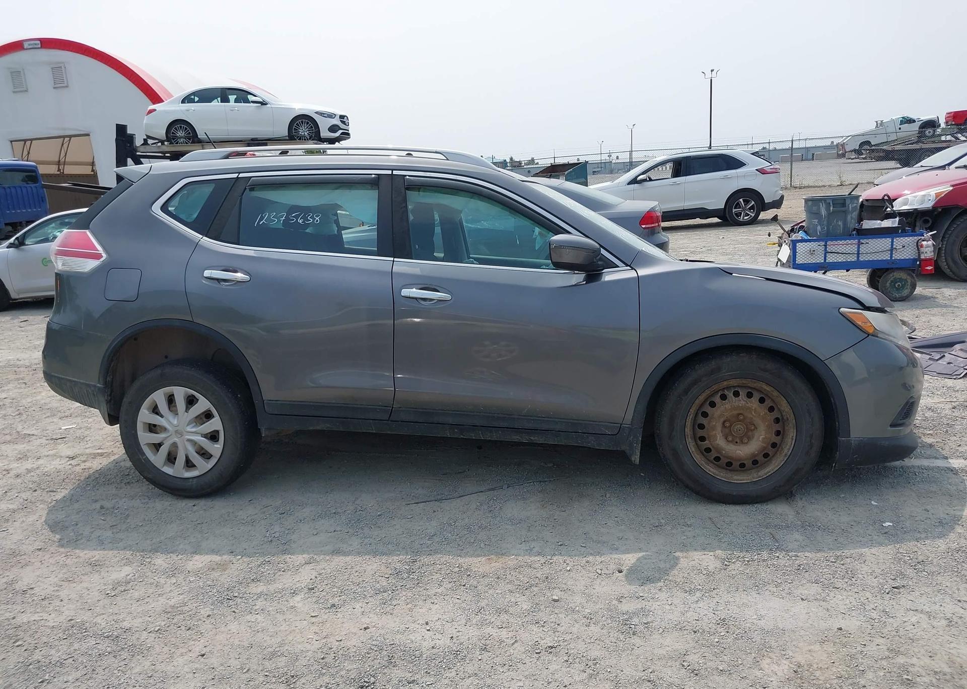 2016 NISSAN ROGUE S