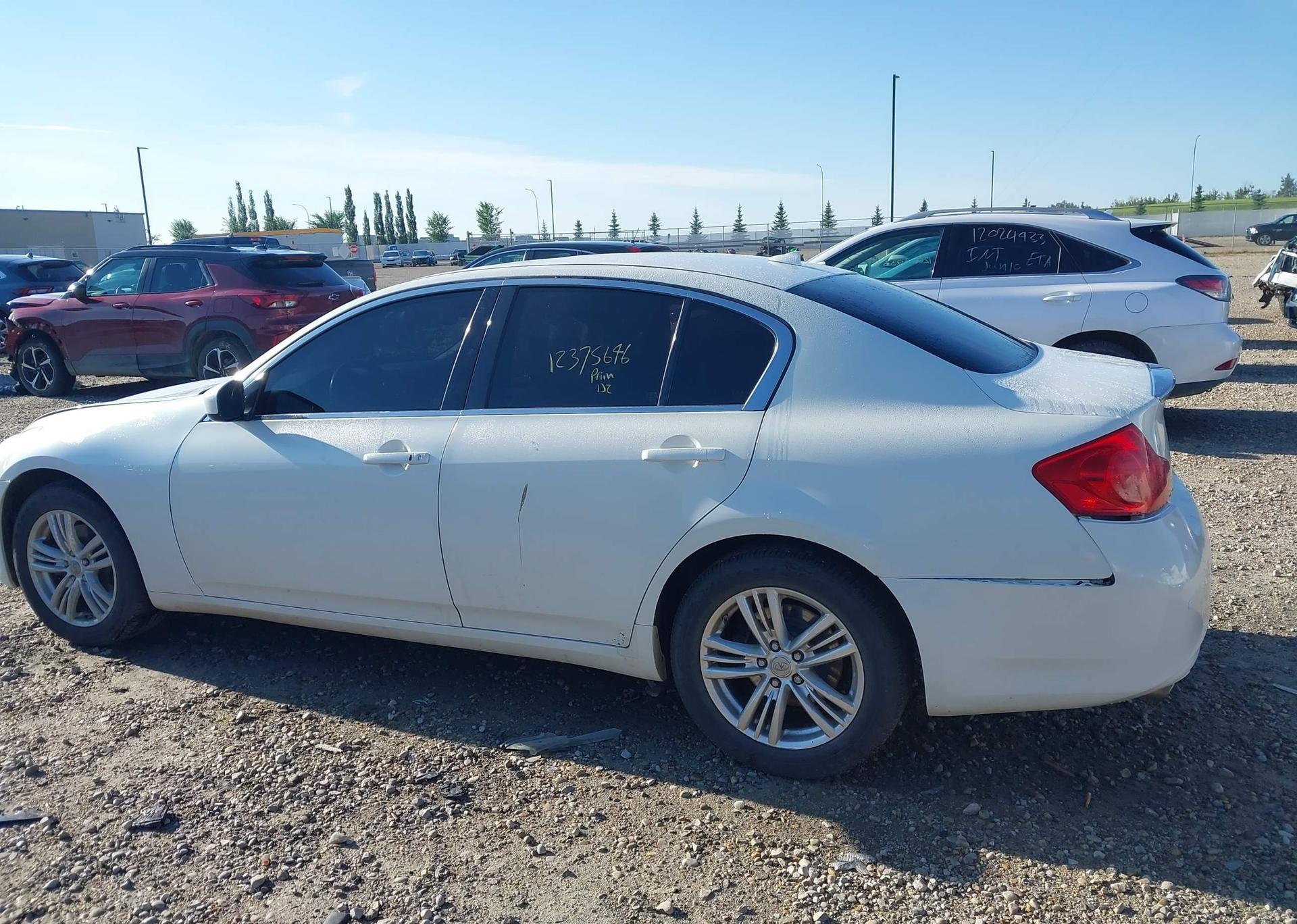 2010 INFINITI G37X