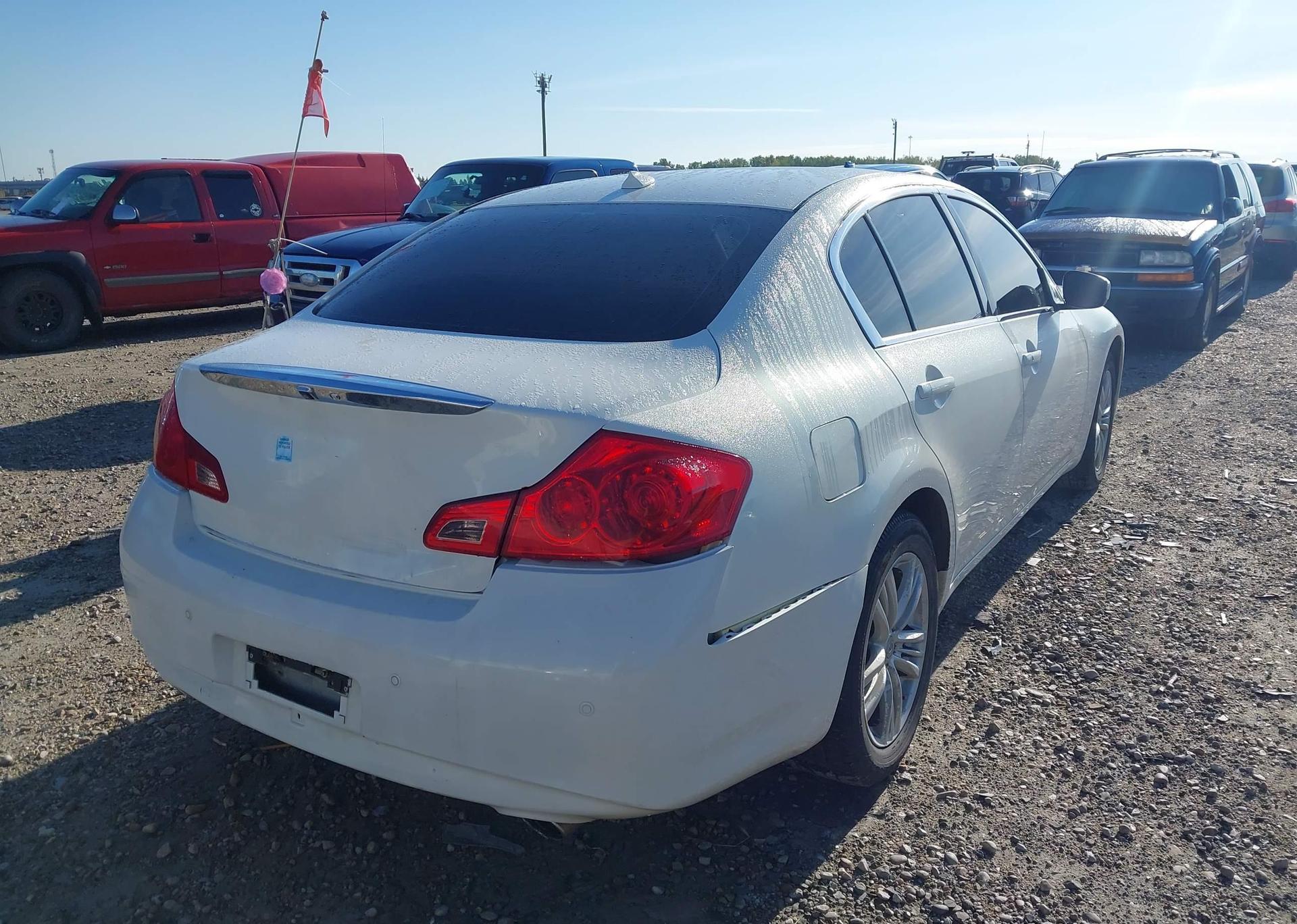 2010 INFINITI G37X