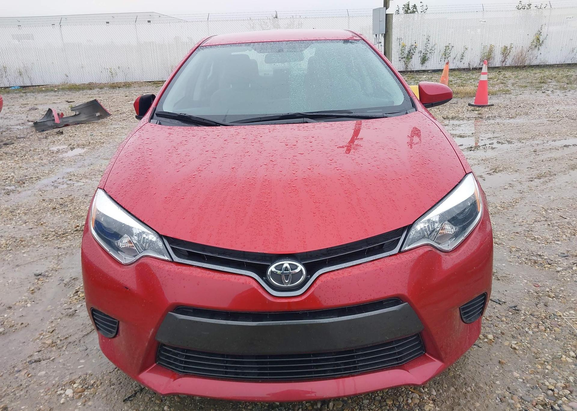 2015 TOYOTA COROLLA LE