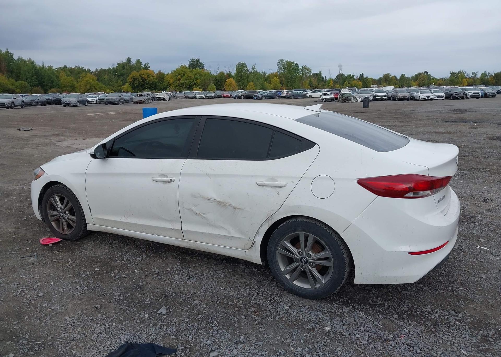 2017 HYUNDAI ELANTRA GL