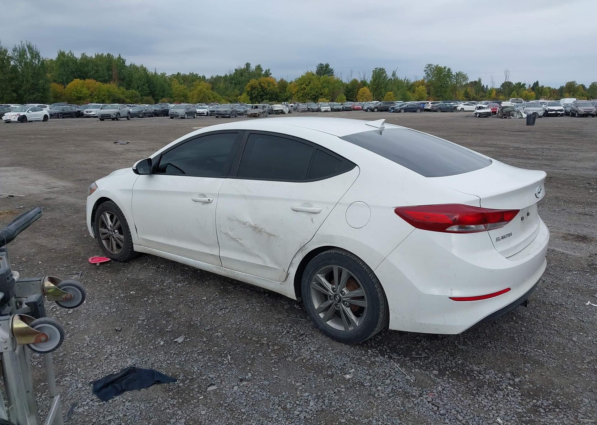 2017 HYUNDAI ELANTRA GL