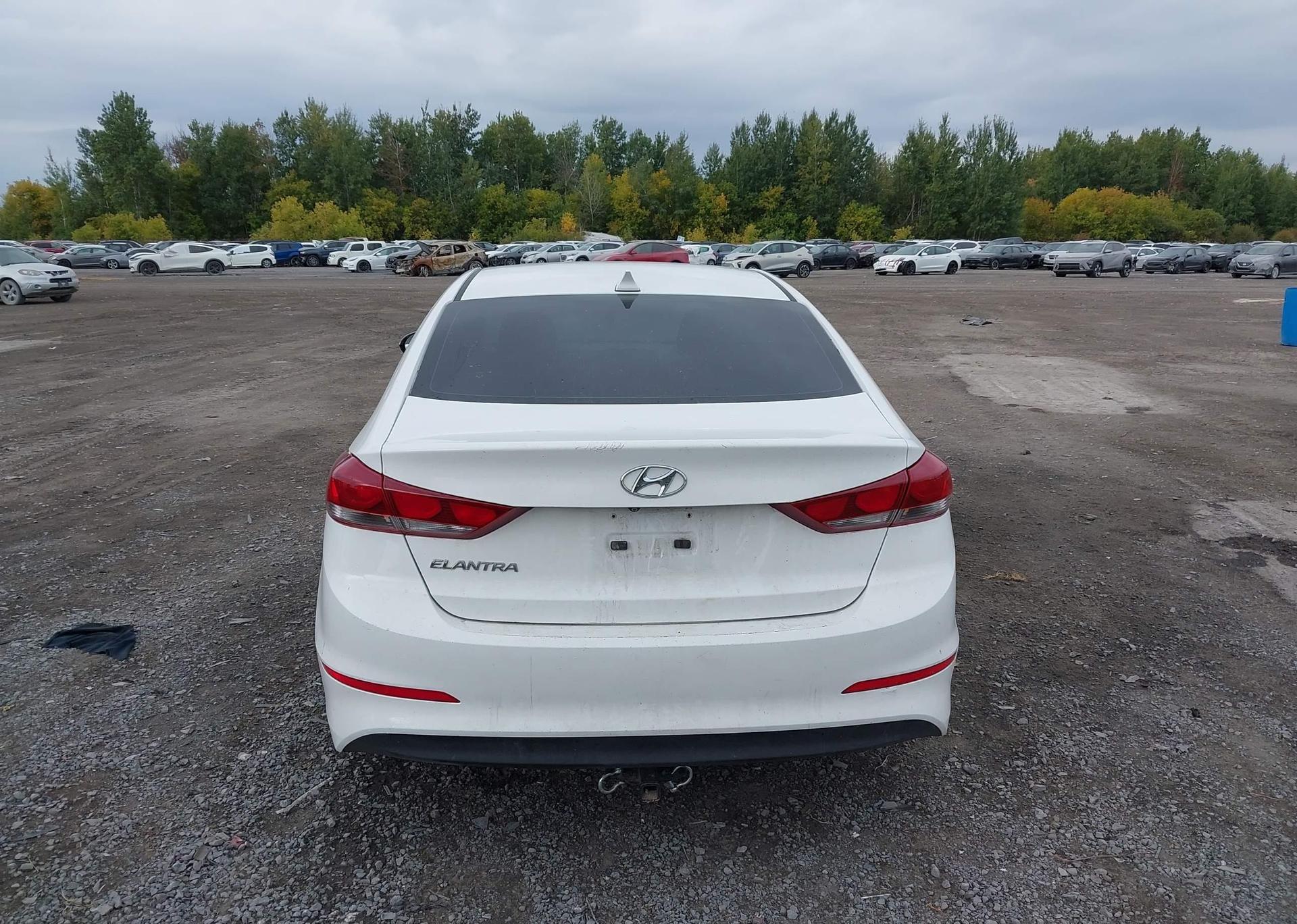 2017 HYUNDAI ELANTRA GL
