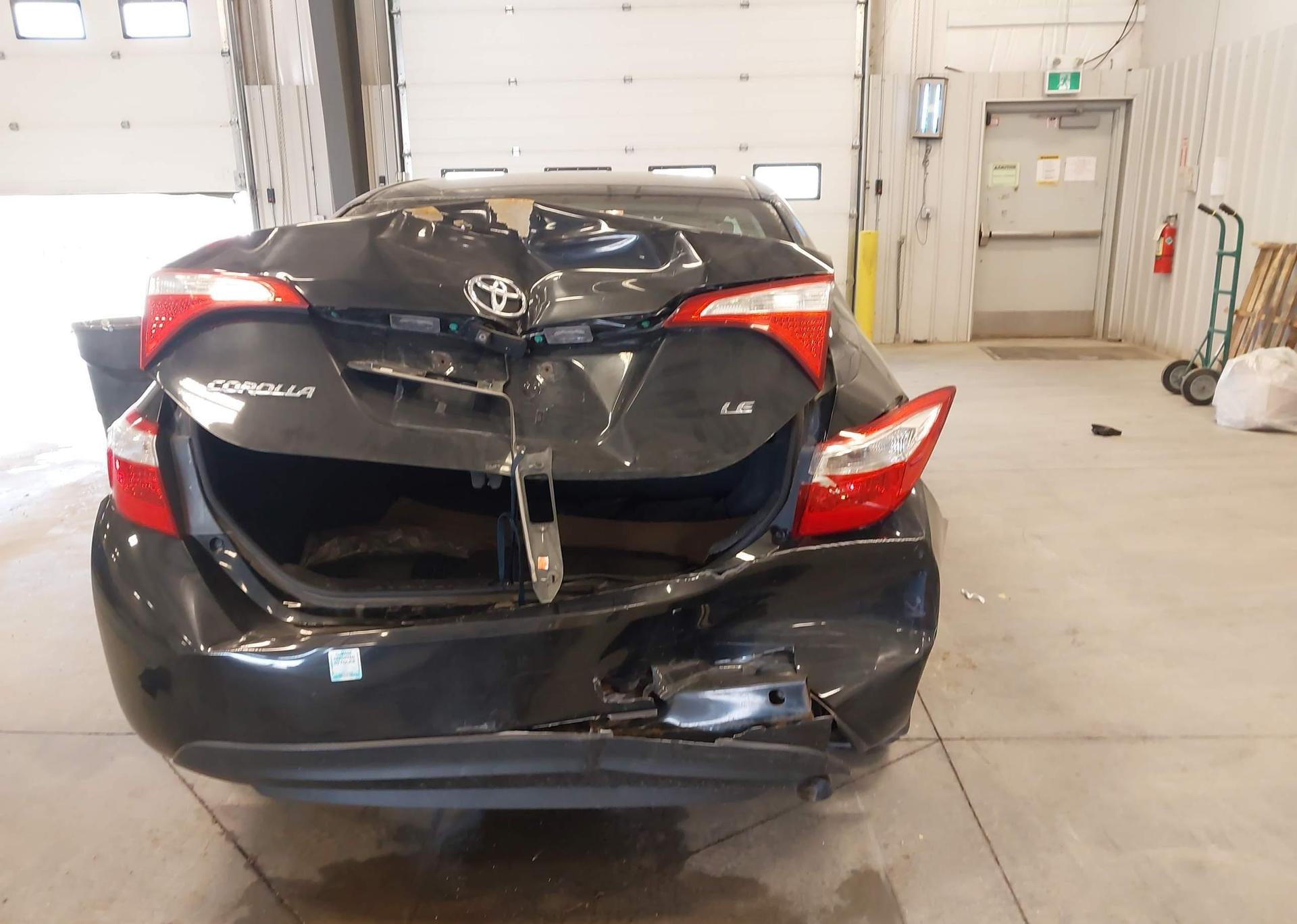 2015 TOYOTA COROLLA LE