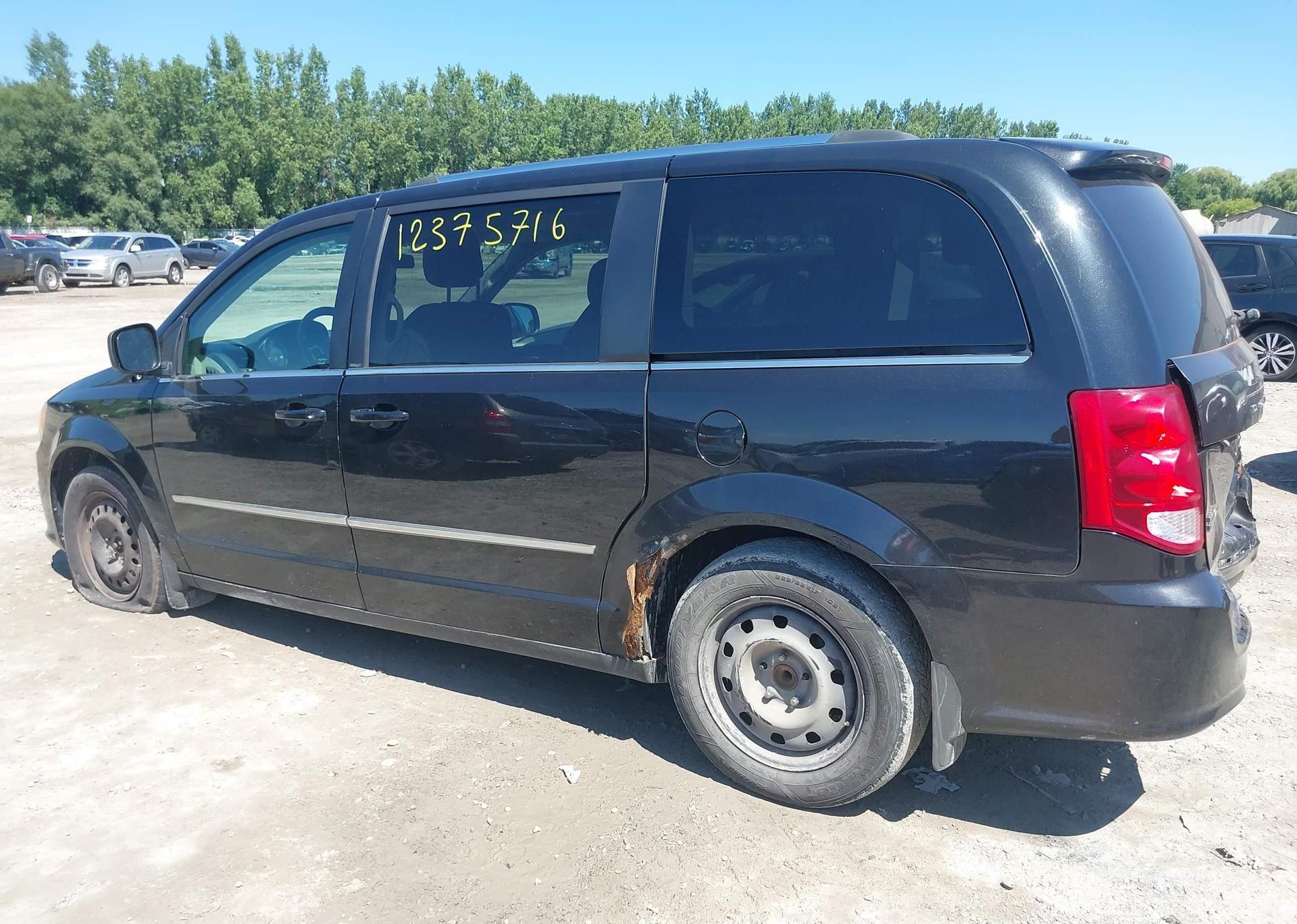 2011 DODGE GRAND CARAVAN CREW