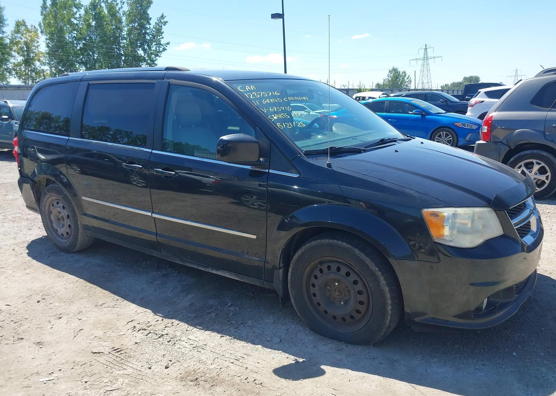2011 DODGE GRAND CARAVAN CREW